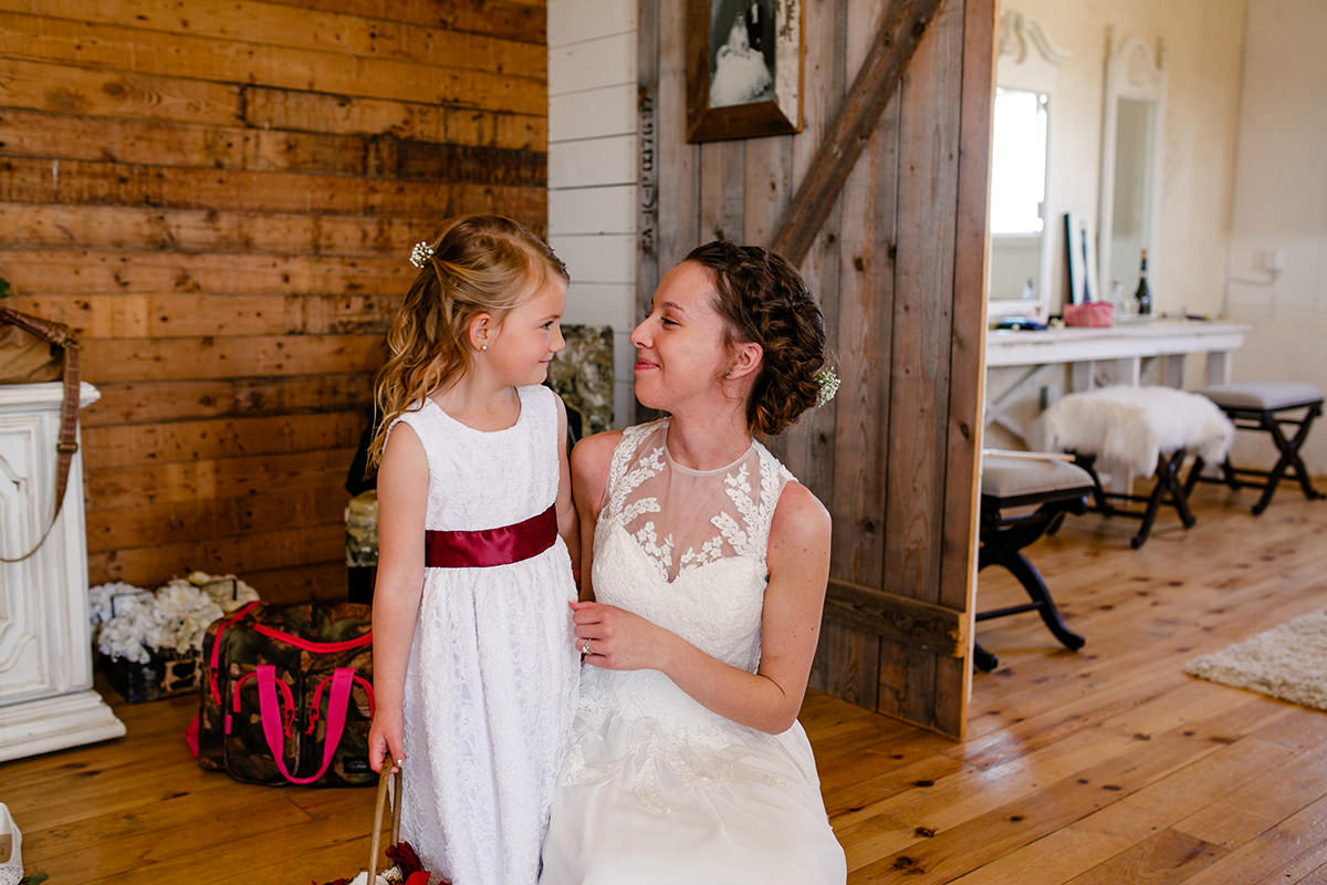 0004-steinbach-wedding-barn-sydney-alex.jpg