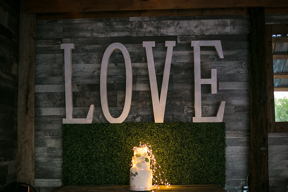 WhimsicalStyledShoot_LaLune2018-580.jpg