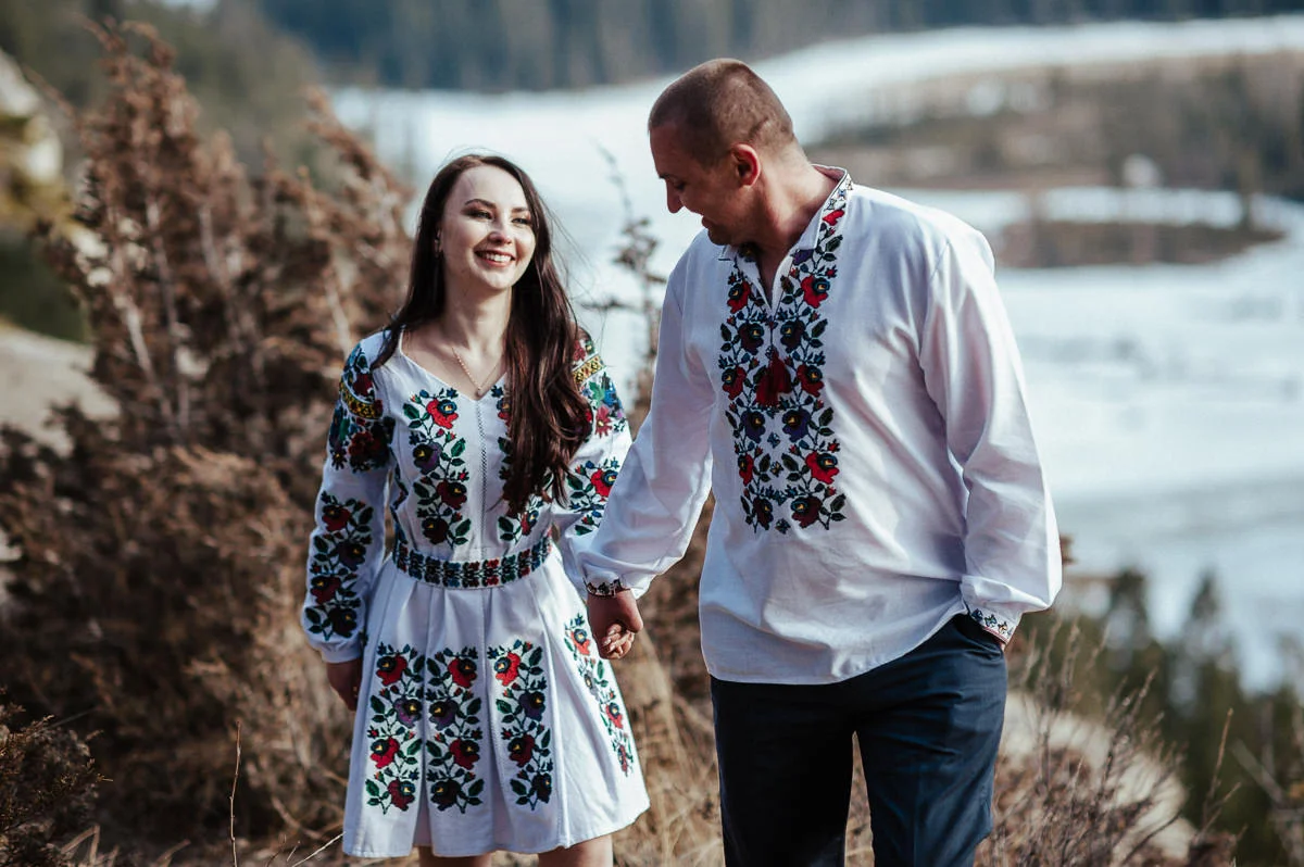 Ulyana+Taras_Engaged_Banff(C)-34.jpg