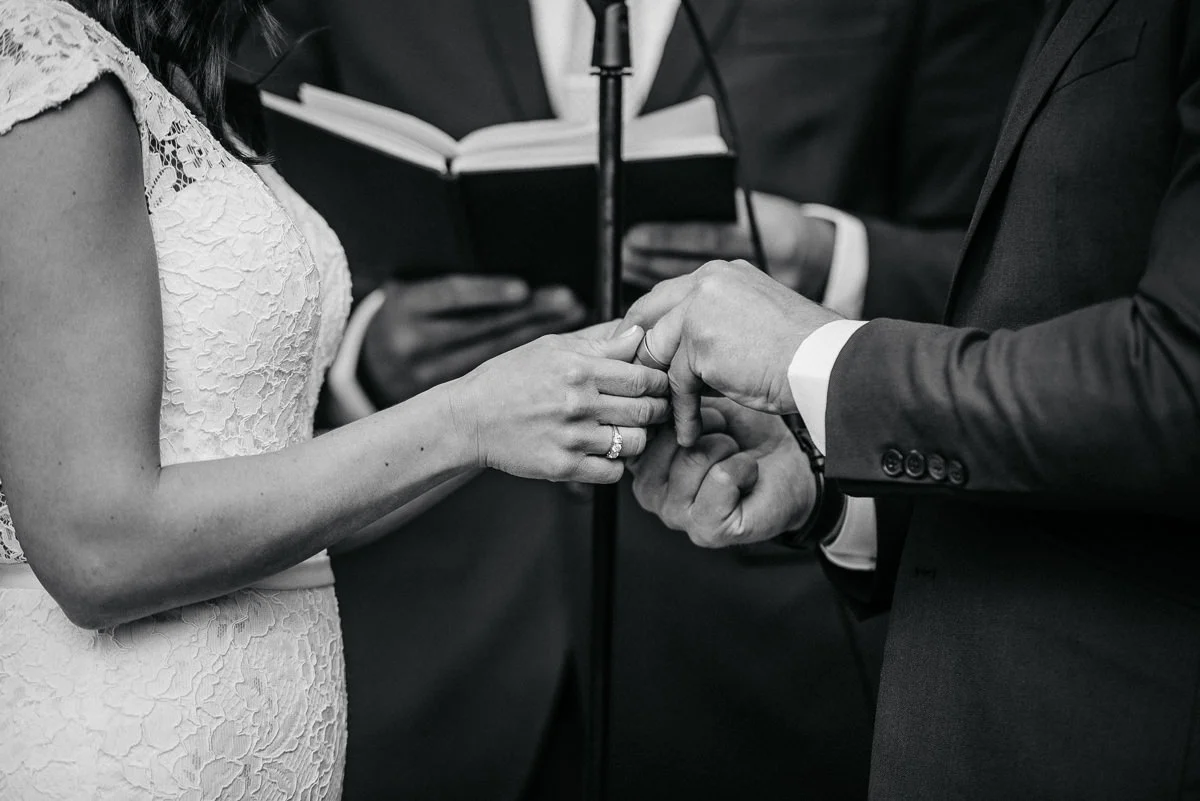 Lindsay+Dustin_St.BonifaceGC(C)-17.jpg