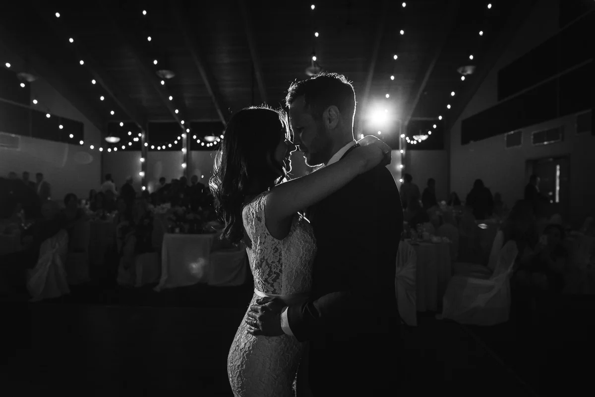 Lindsay+Dustin_St.BonifaceGC(C)-38.jpg