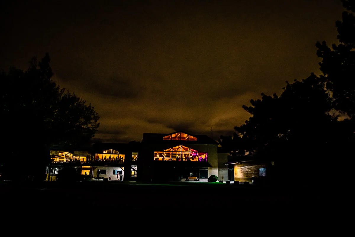 Lindsay+Dustin_St.BonifaceGC(C)-47.jpg