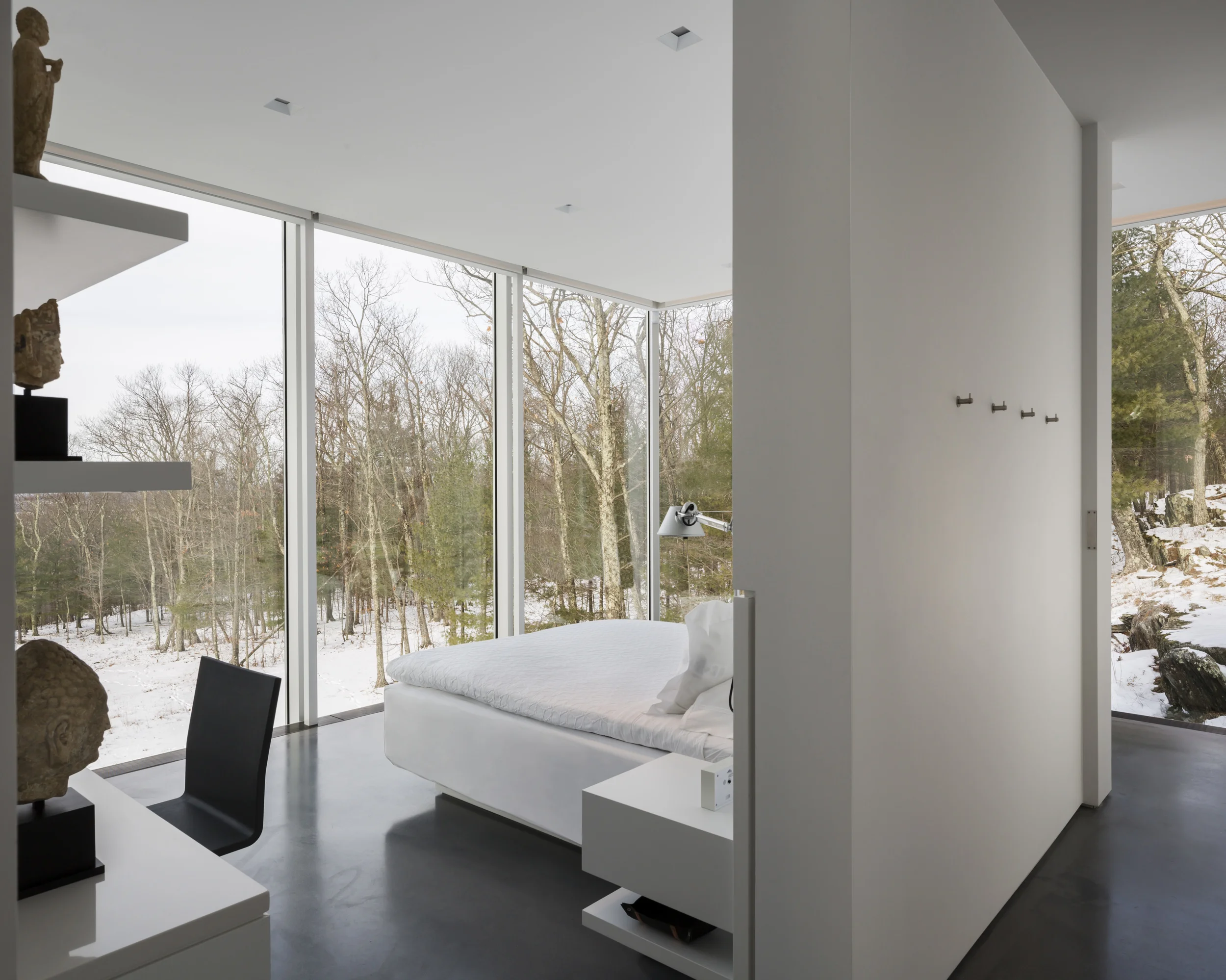 Peaceful modern architecture in new york