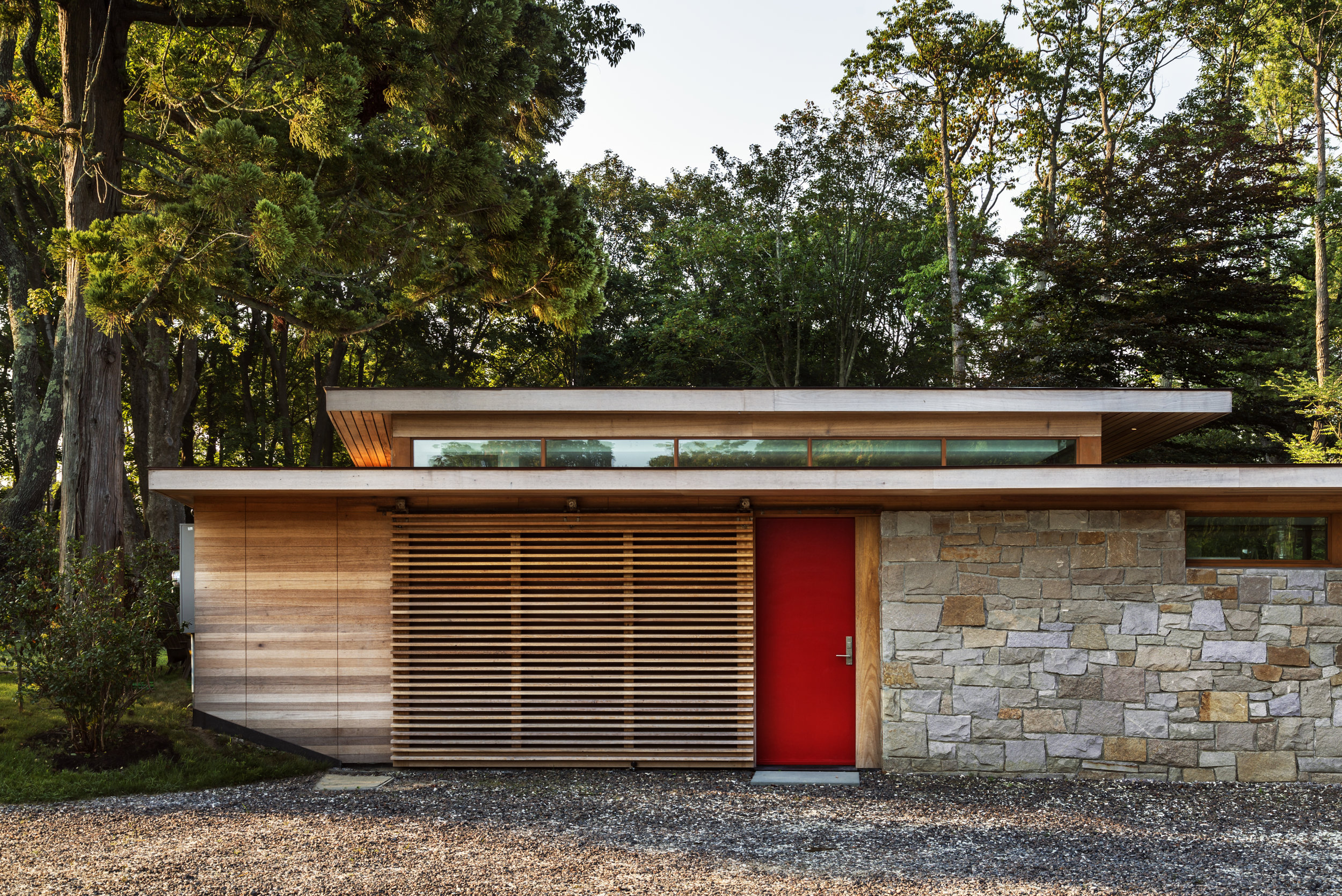 red side door private relaxing natural retreat in connecticut