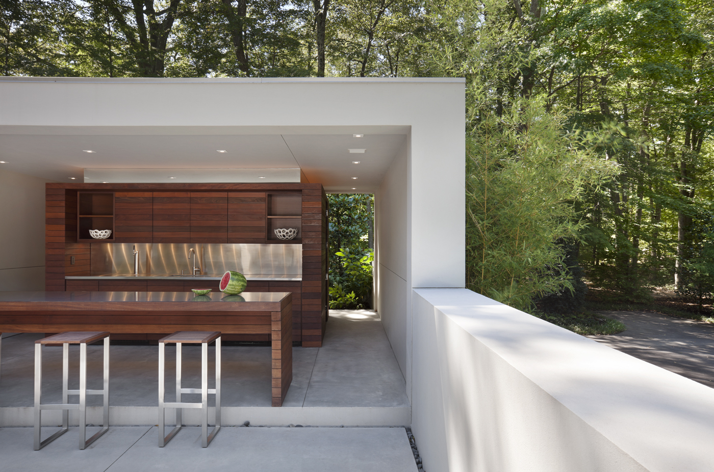 custom luxury outdoor kitchen and bar area
