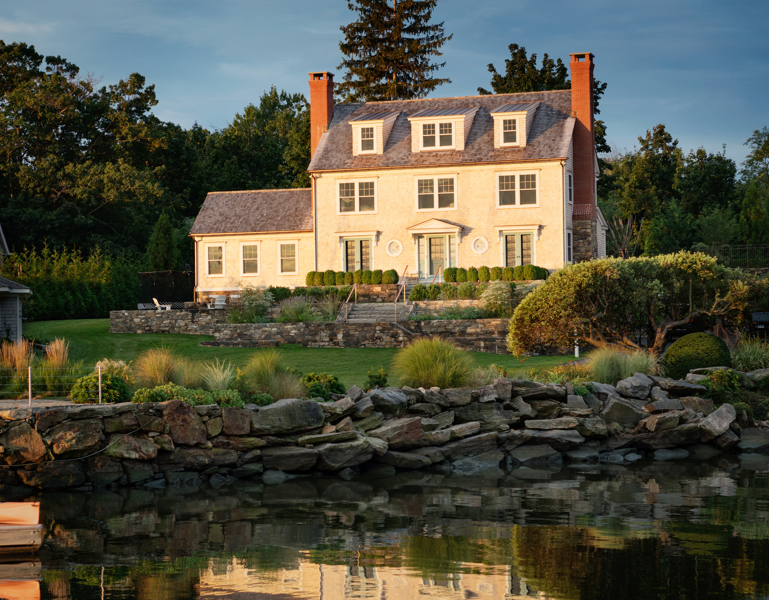 beautiful sunset landscaping traditional home