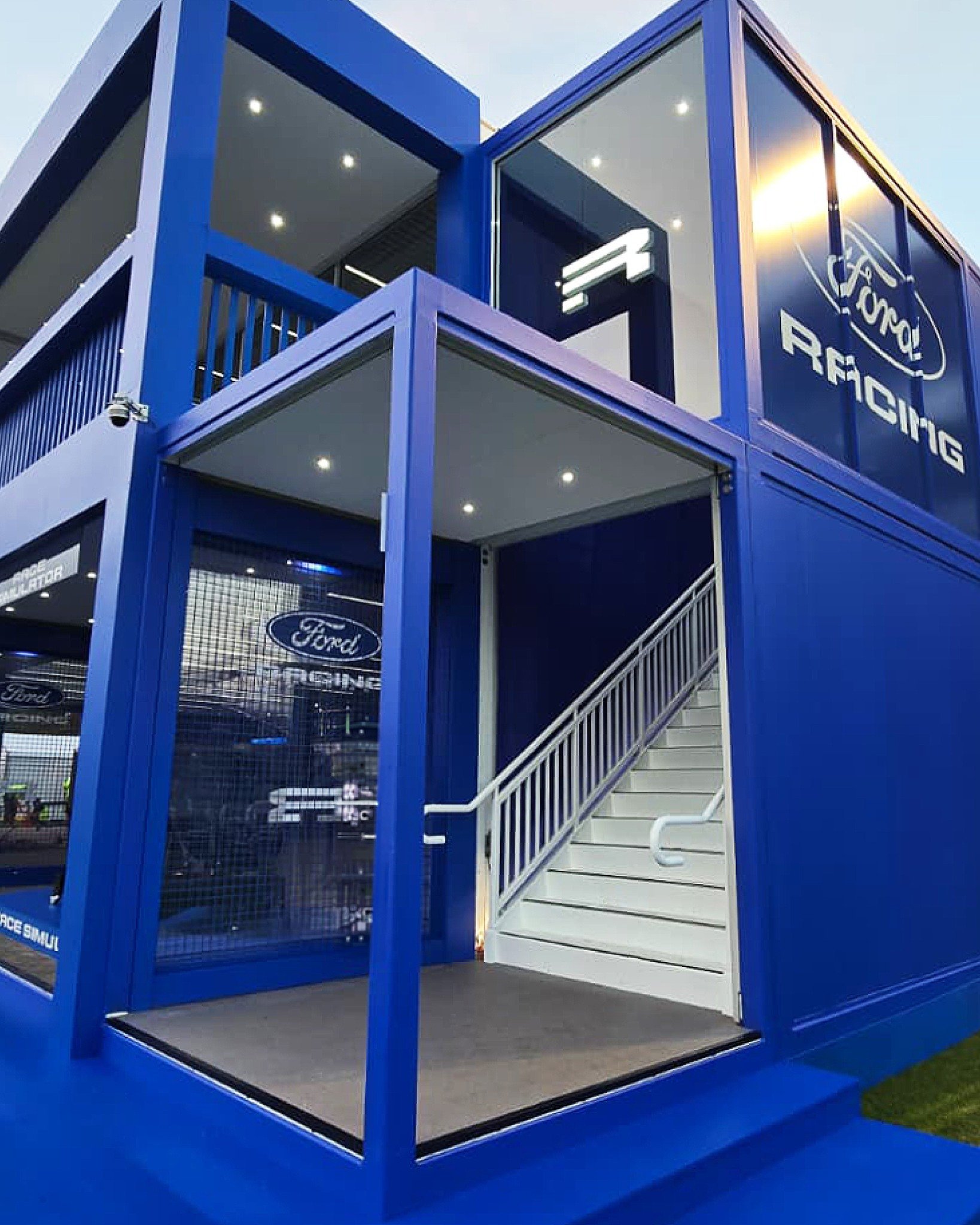 Don't forget to do a pit stop 🏁 at this year's @fordaustralia @fordracing at the @ausgp 🏎️ 💙 with @republiceventsaus @wearephoenix__ 

#AusGP #F1 #ford #fordracing #stayepic