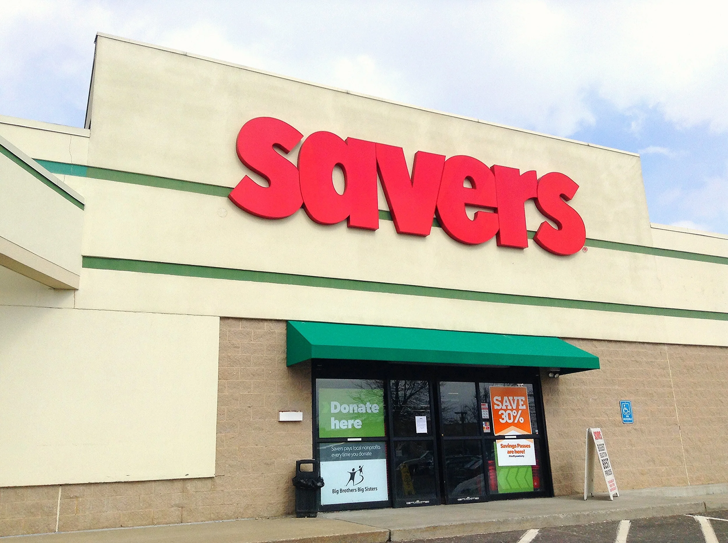 Minnesota attorney general accuses Savers of misleading public about donations