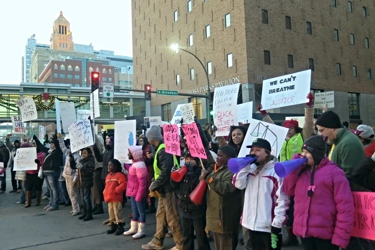 Mayor seeking applicants for city's new police oversight commission