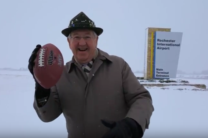 Video: Familiar faces featured in 2018 Super Bowl 'handoff' video