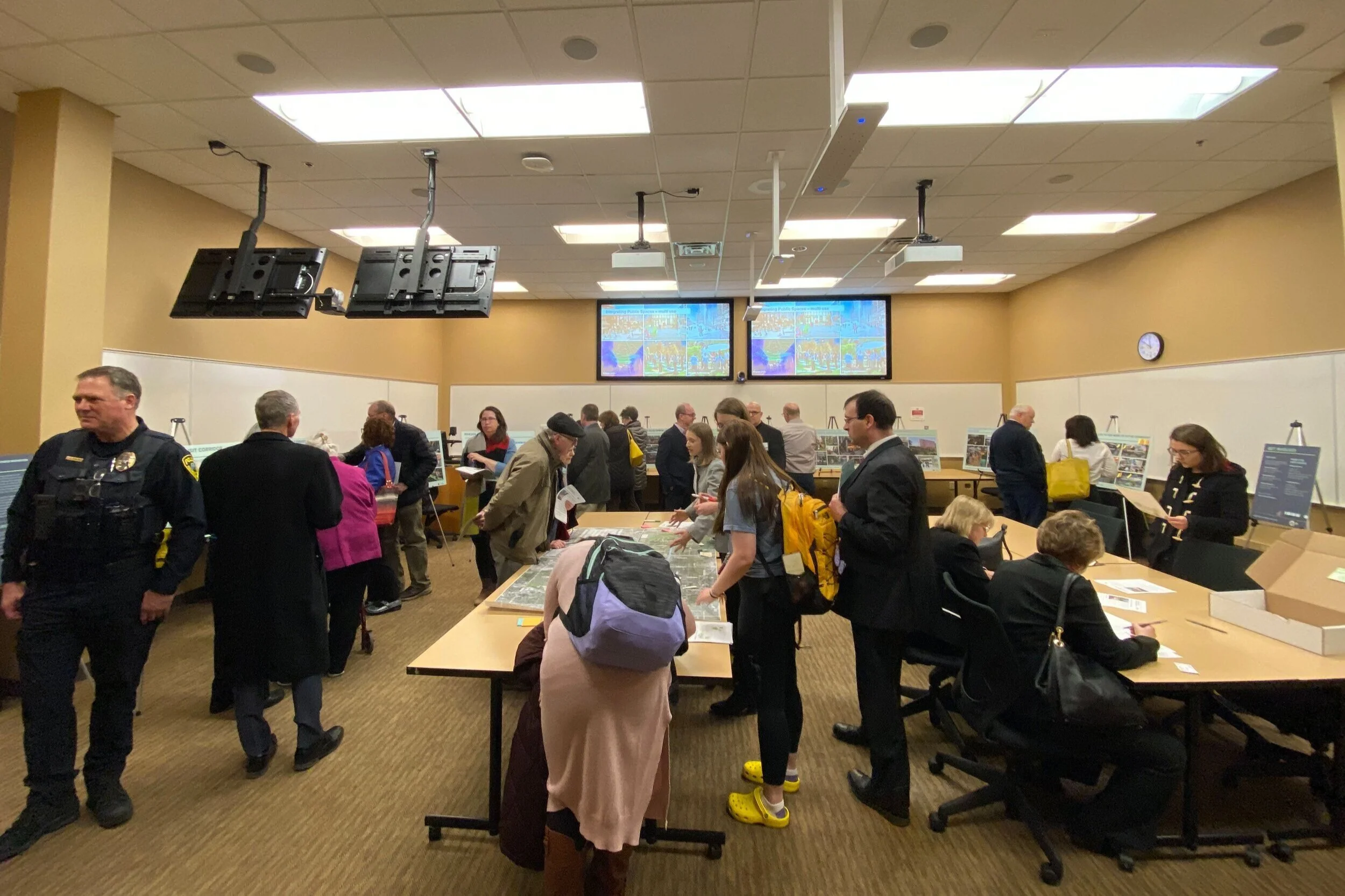 City asks: what are your priorities for the downtown transit circulator?