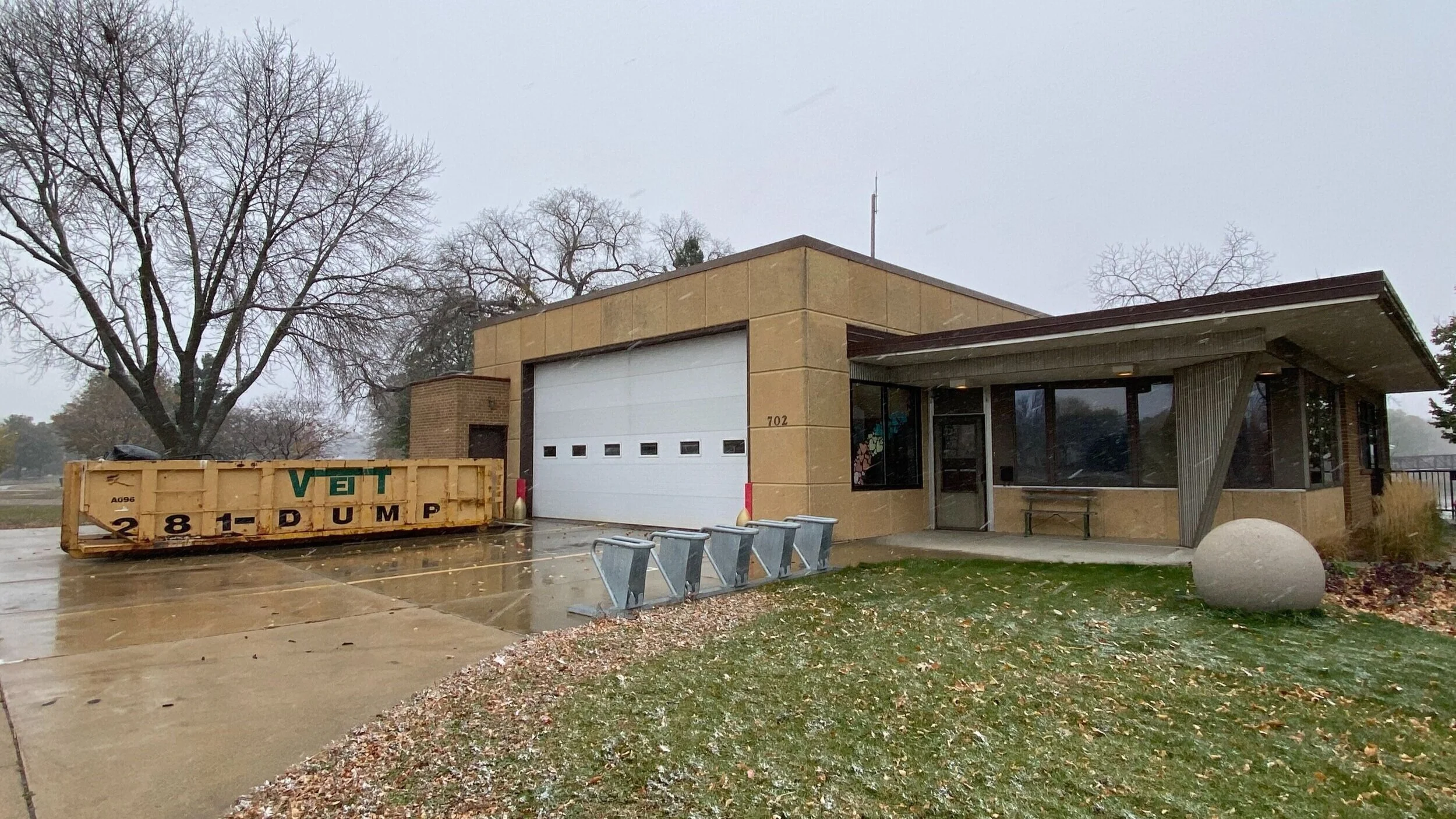 Former Silver Lake fire station to be used as temporary day center for homeless