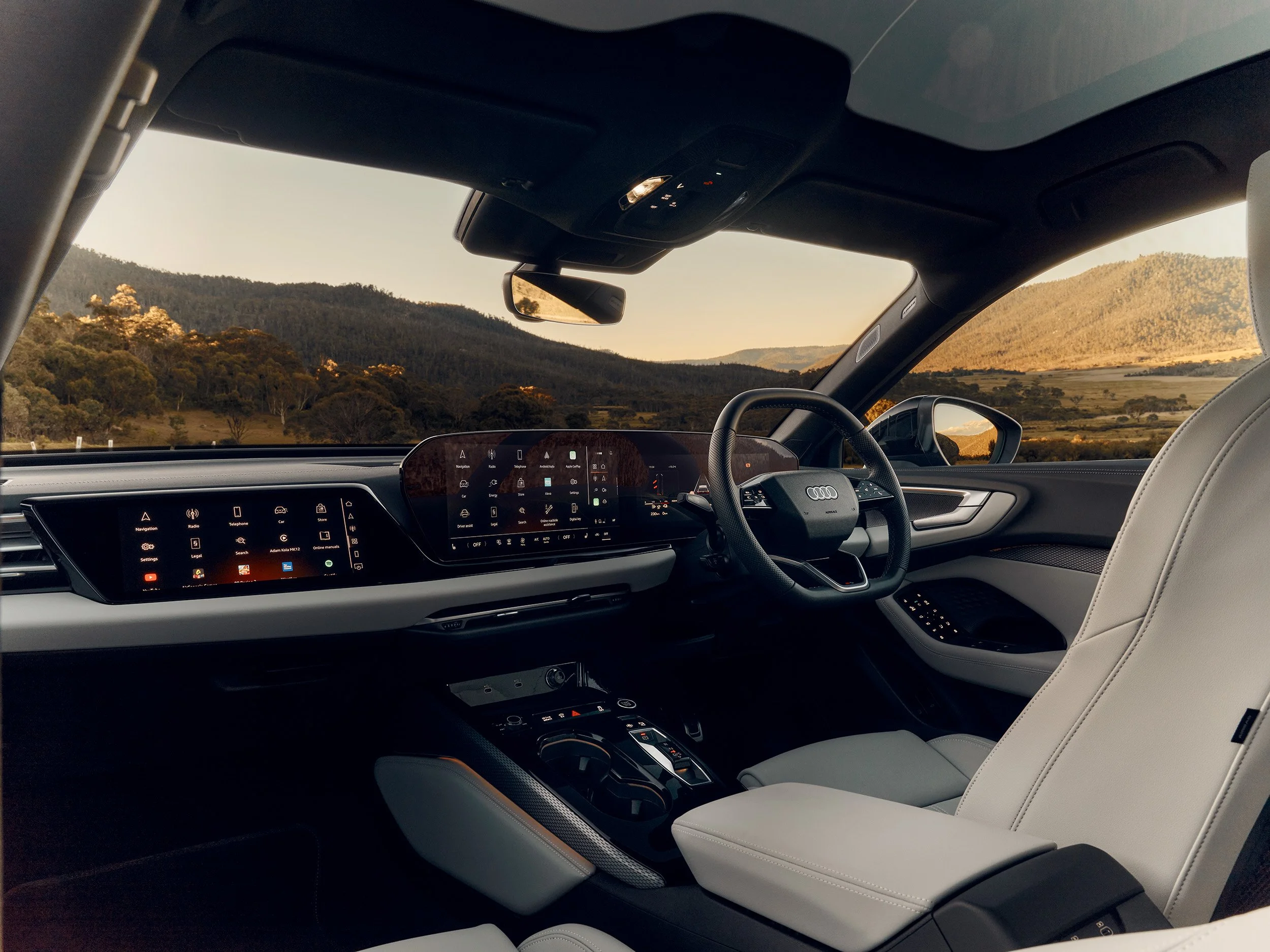 Adam Kola • Audi