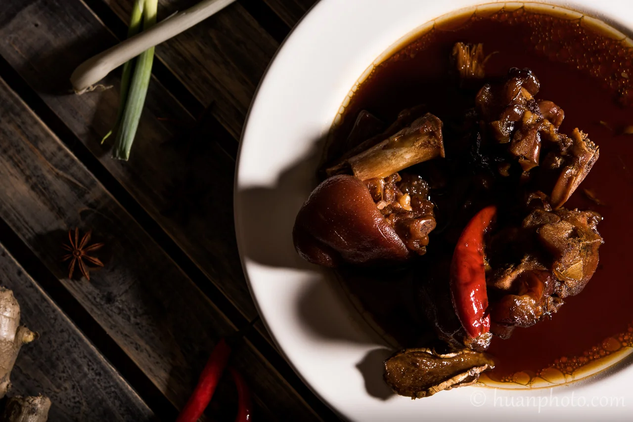 美食攝影暗部打光技巧：可樂滷豬腳，不算抗氧美食但富膠原蛋白養顏美容