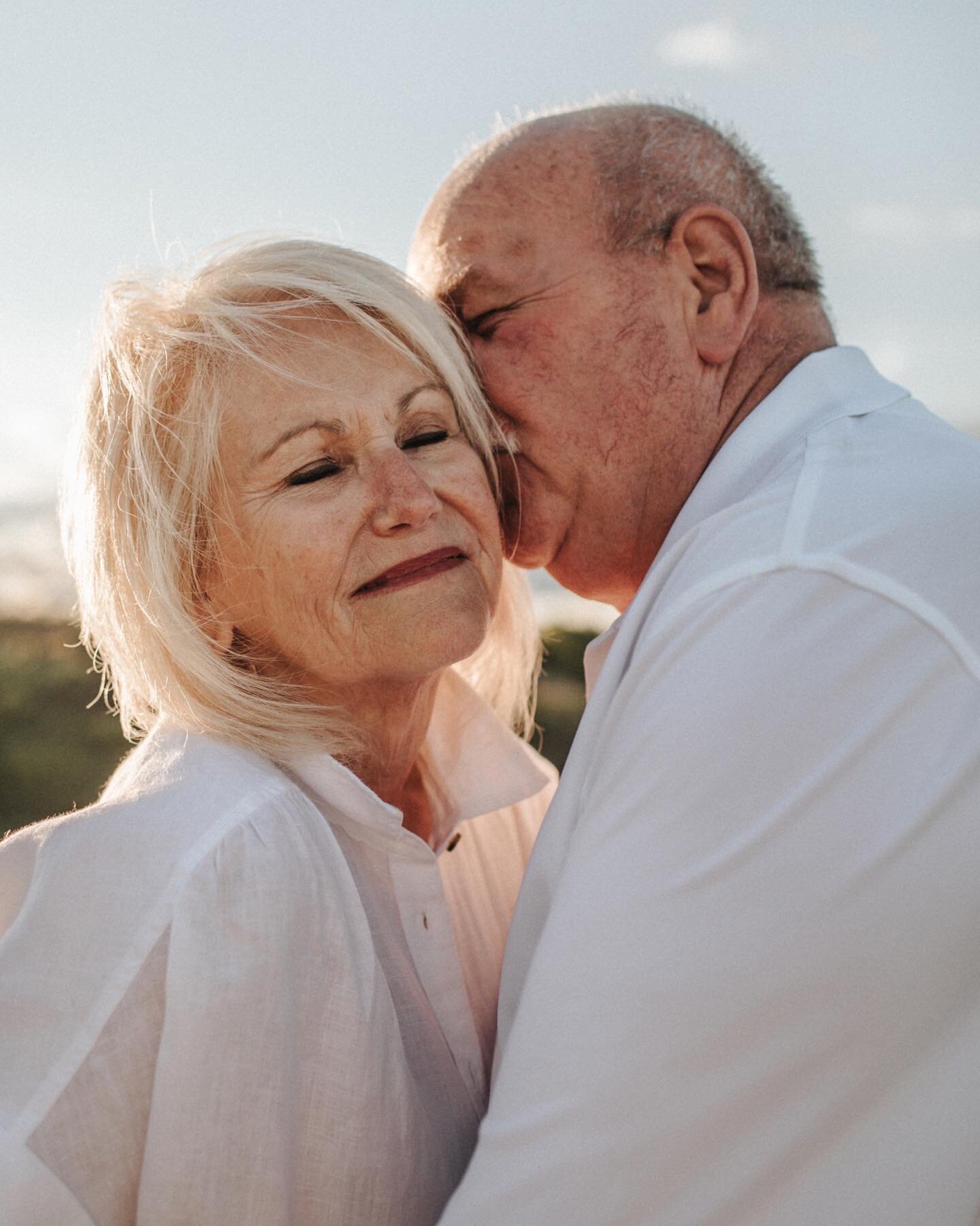 A love like this is all I could hope for 🥹
.
.
I&rsquo;m so grateful to call Ruth and Steve my friends. 
.
Ruth once told me she looks forward to seeing my post every morning, and I think to myself how wonderful it is to have her support and impact 