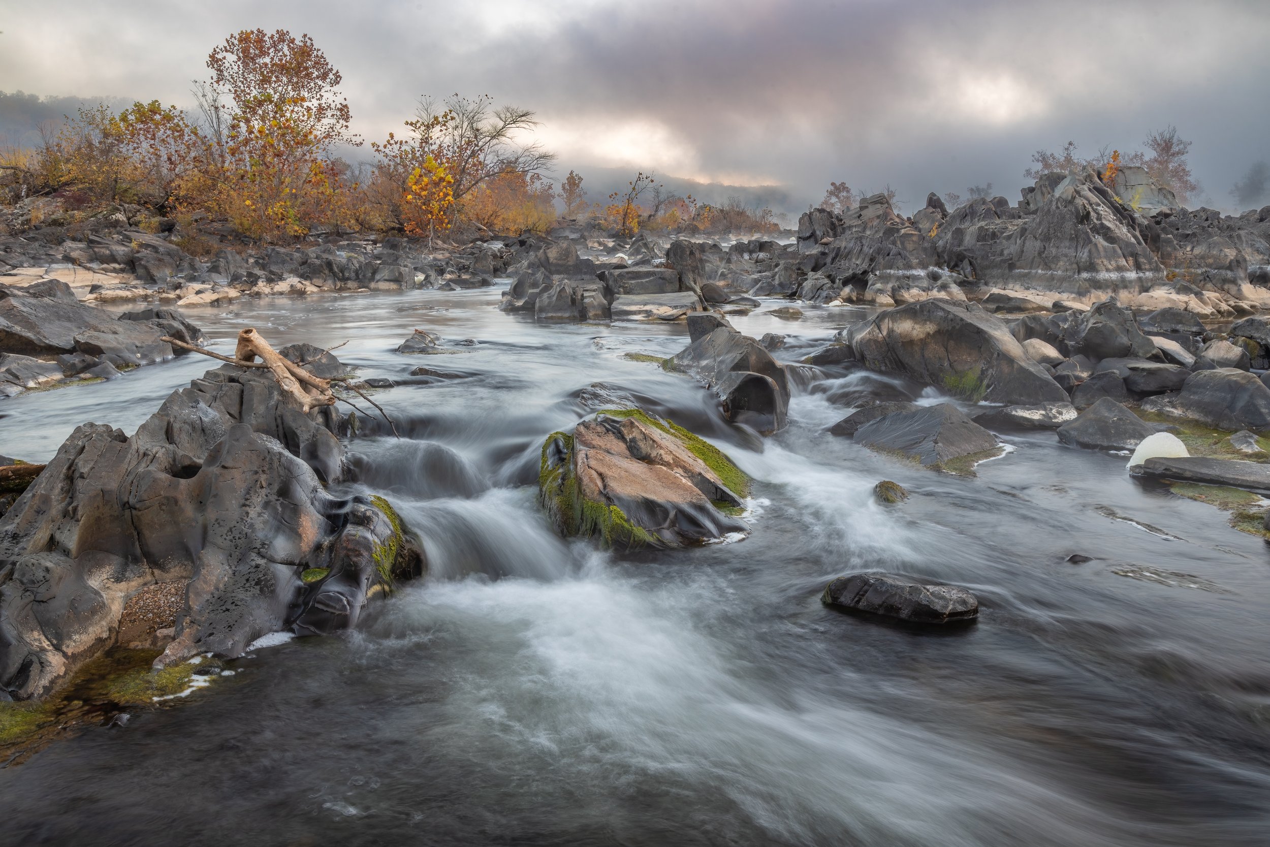 Fall Daybreak. Great Falls N.P., Va. (Oct. 2022)