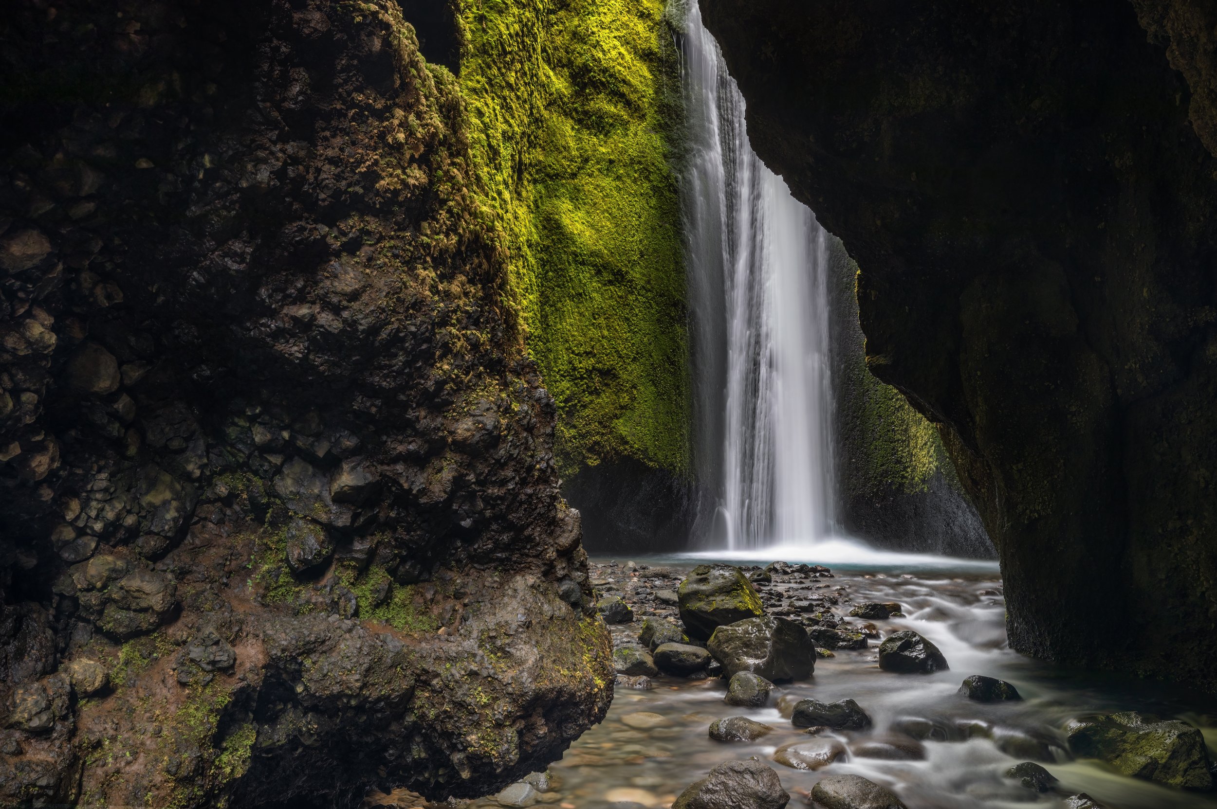 Around The Bend. Iceland (July 2023)