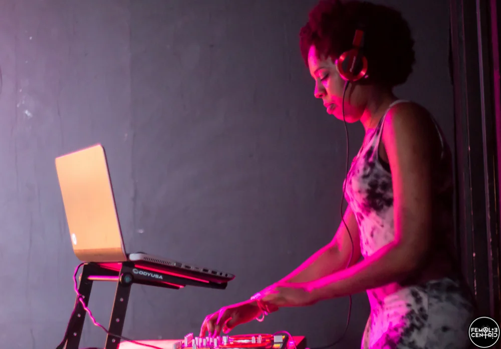 DJ Bembona - La Sala Mixtape [First Listen]