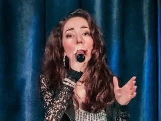 Stephanie Lombardo Interview | Respect The Artist