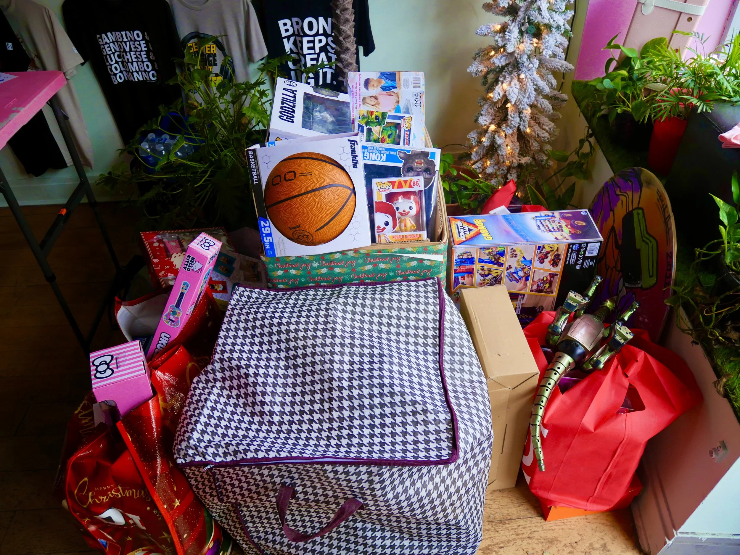 Something out of Nothing, Projectivity &amp; Richmond Hood Host a Successful Toy Drive