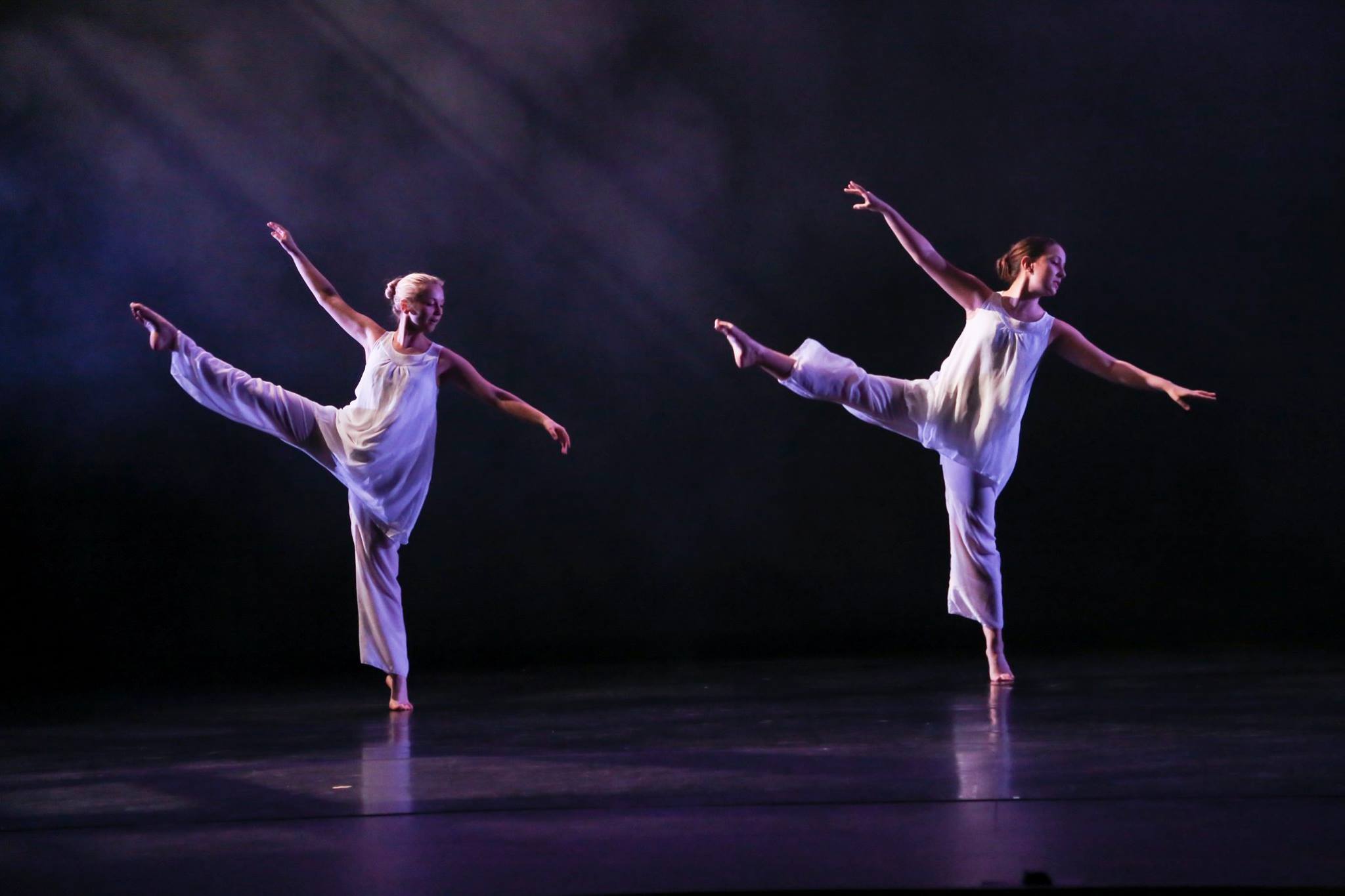 Photo Credit: Amy Osajima. Maferefún performed by Indiana University contemporary dance dept. students.