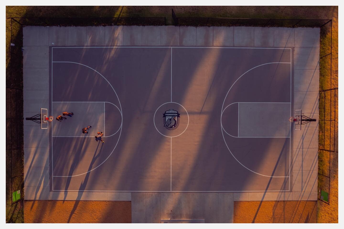 Evening pickup 🏀 

#dronephotography #drone #basketballphotography #streetball