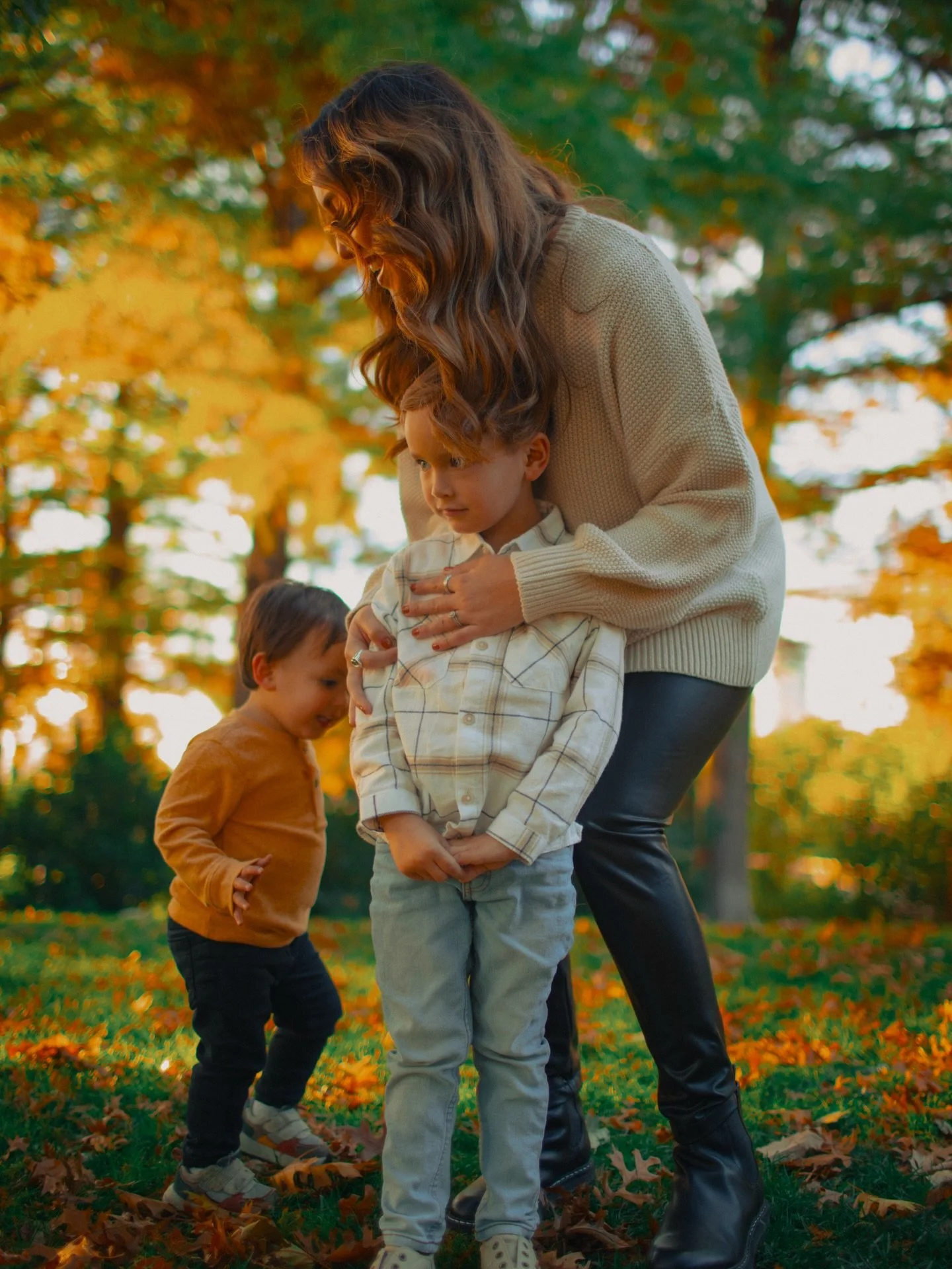 Photos that feel like you. 
Relaxed sessions. Real moments.

Session Packages Available:
30 MINUTES // $250 (10&ndash;15 EDITED PHOTOS)
45 MINUTES // $400 (20-30 EDITED PHOTOS) 70 MINUTES // $550 (40&ndash;50 EDITED PHOTOS)  More info on my website. 