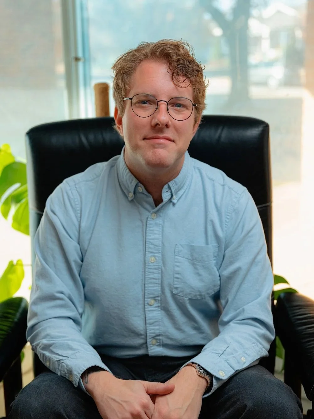Headshots for @caleblambswanigan, MA, LPC

Recent work with a dear old friend 🫶🏻

#headshot #corporateheadshots