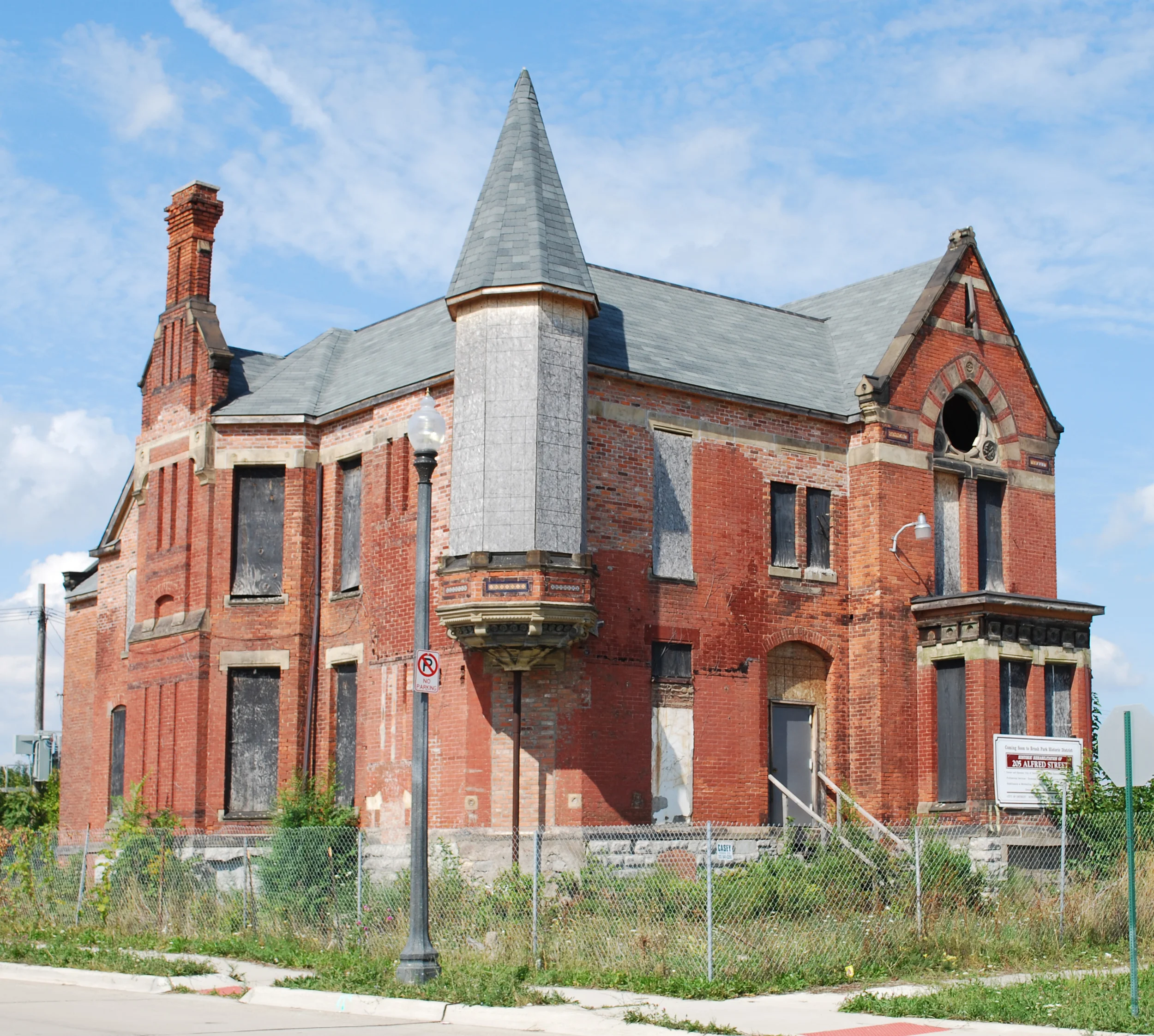 Dan Gilbert, other developers eye city-owned sites in Brush Park, Midtown, riverfront