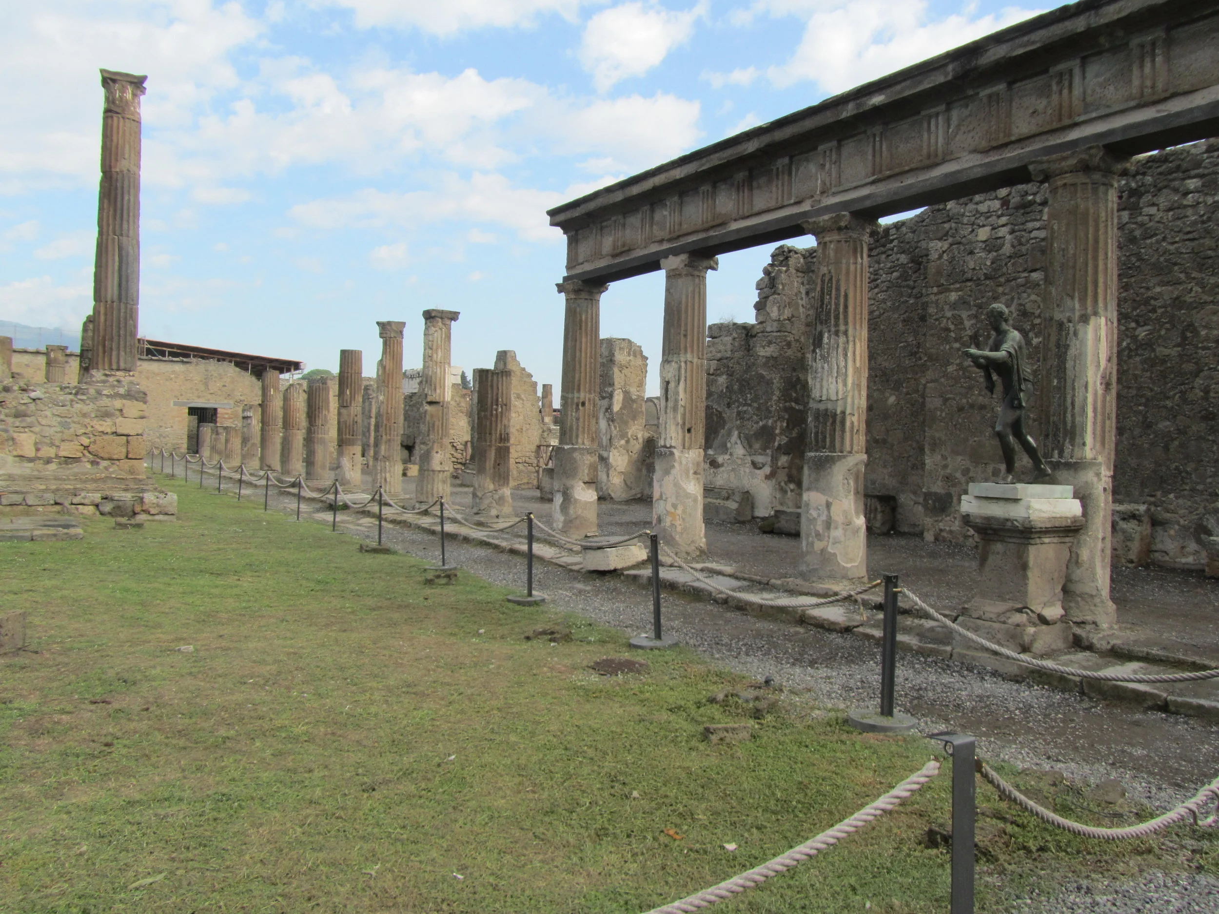 Pompei - Ruins of the ancient Roman city  (2)