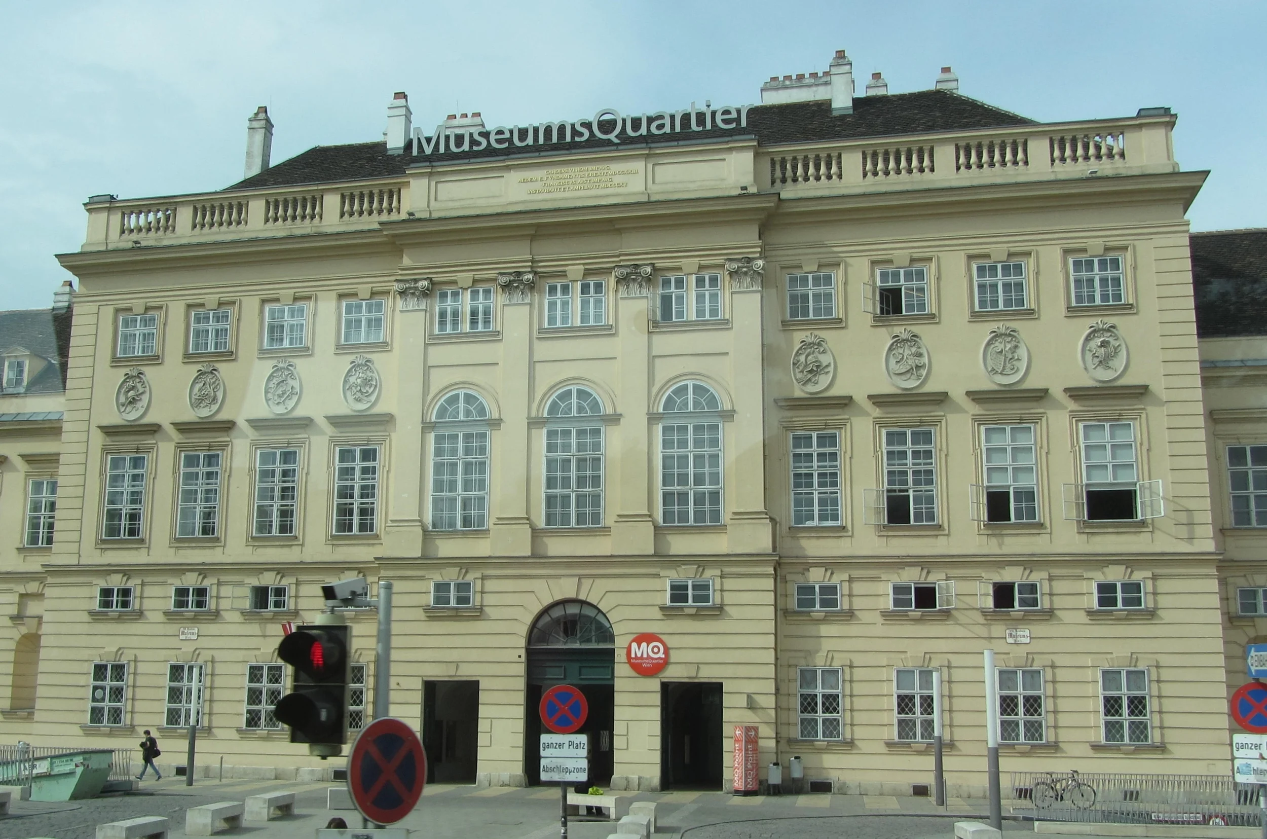  Vienna's Museum Quaertier 