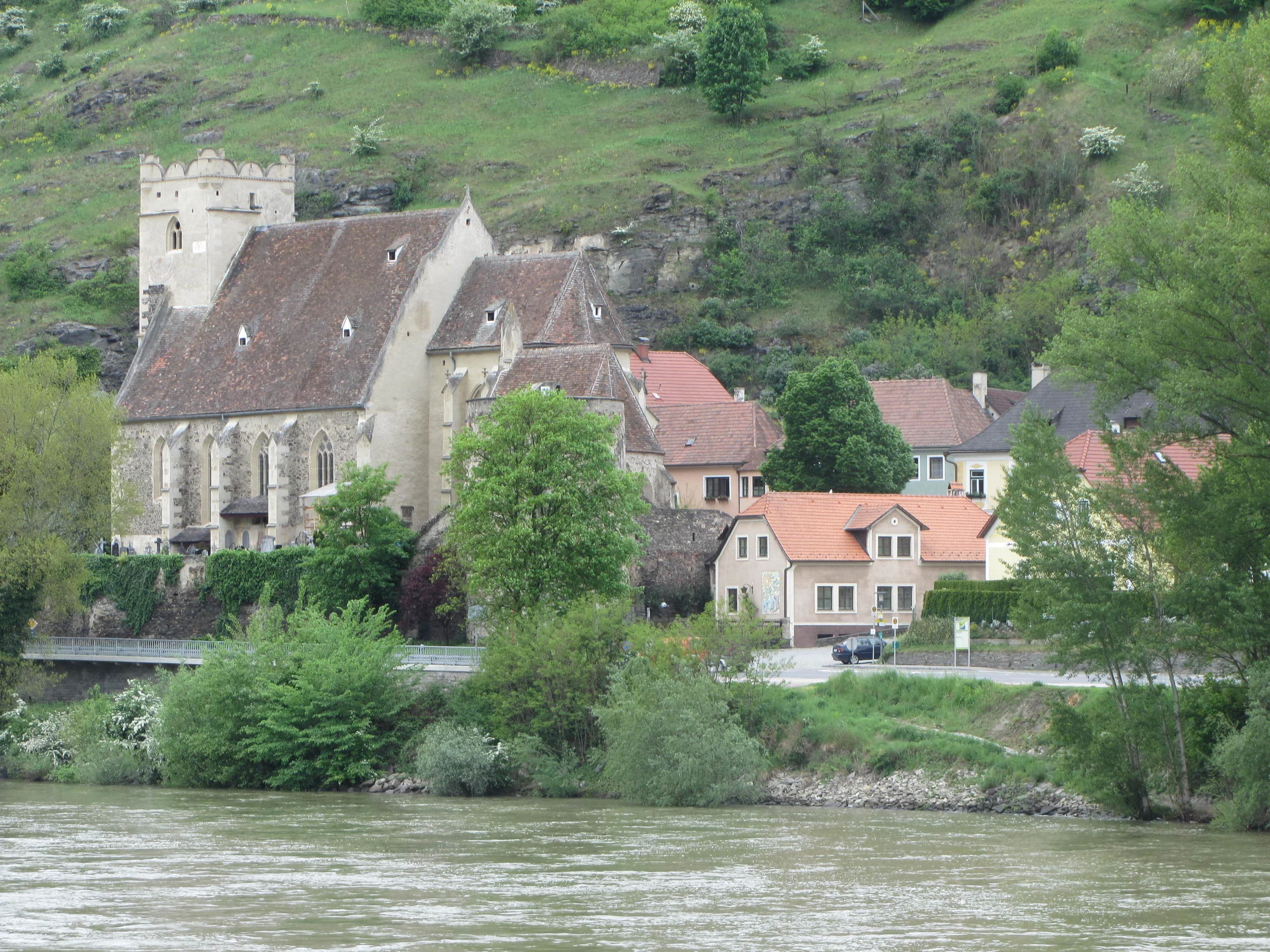  Durnstein-Unidentified church in the Wachau Valley 