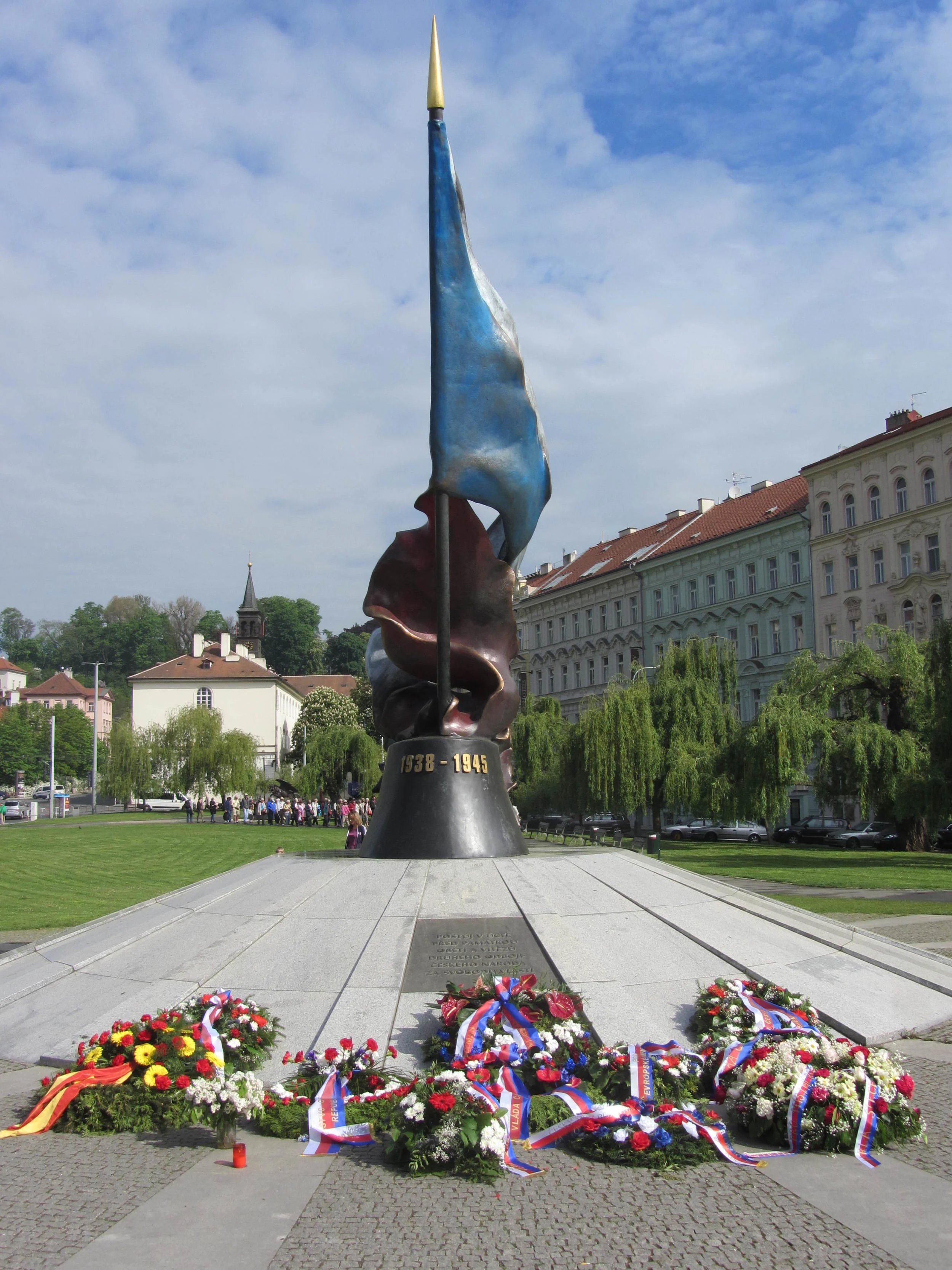  Prague-WWII Monument 