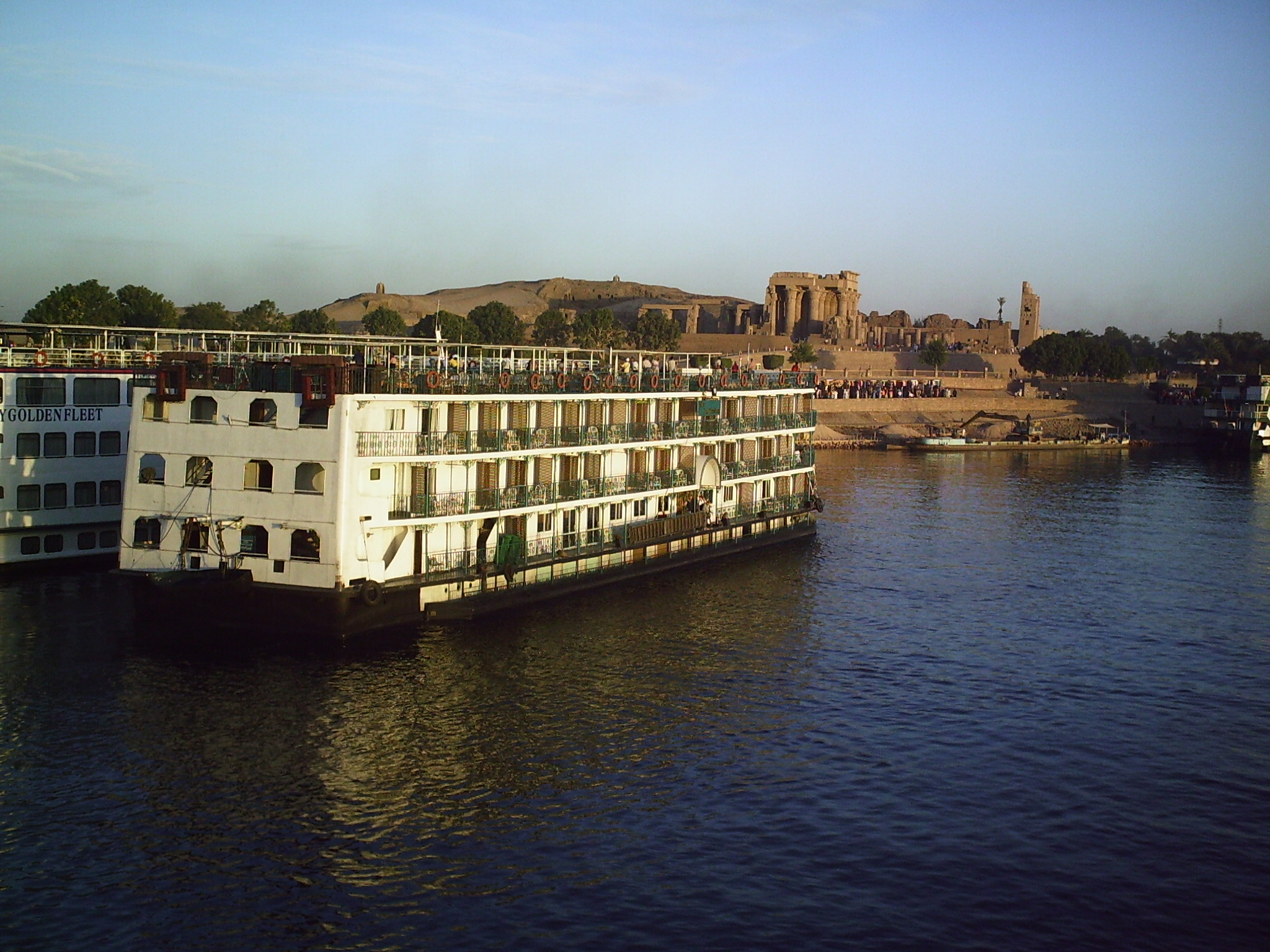  Arriving at Kom Ombo 