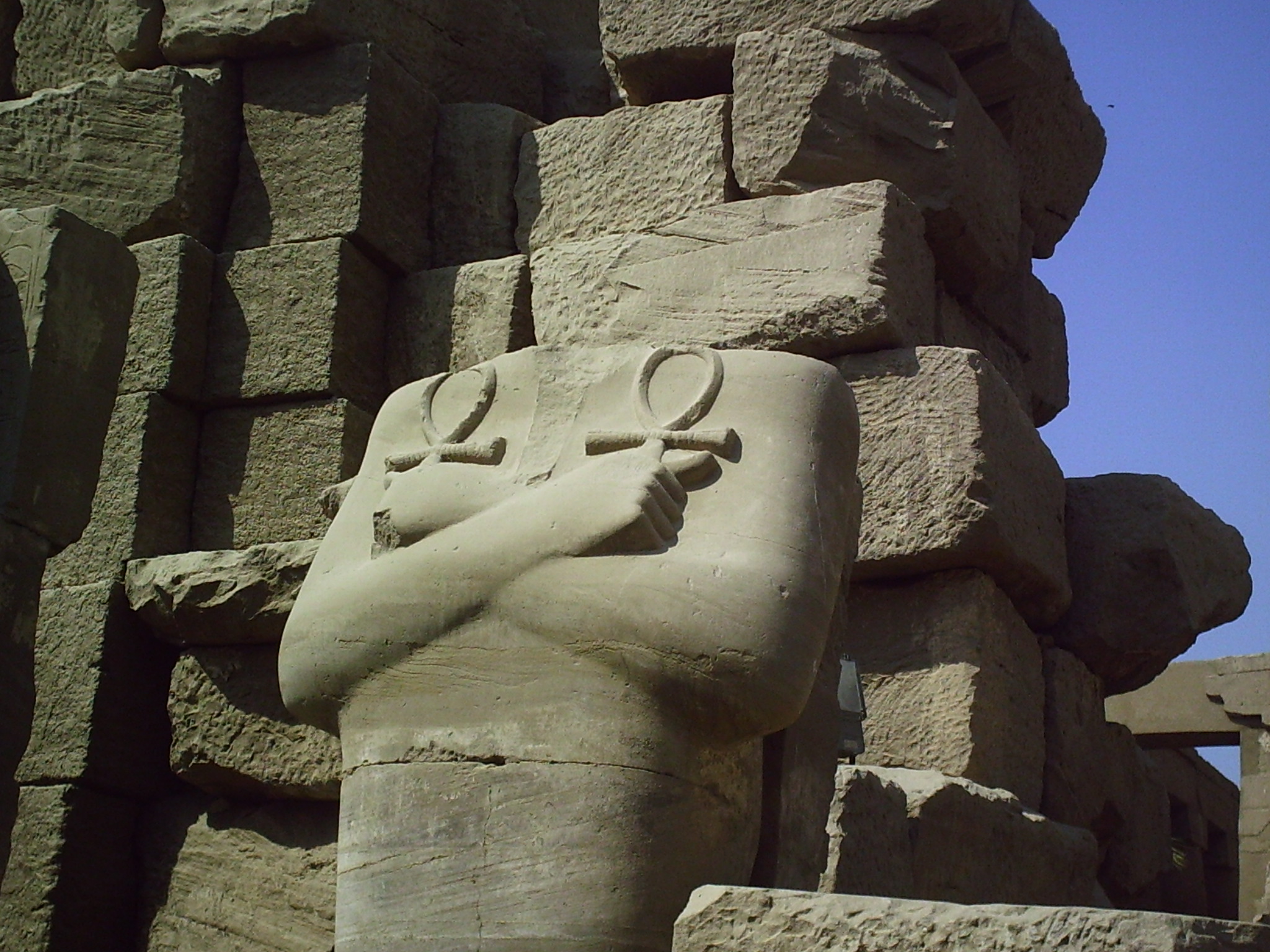  Symbol of life at Karnak 
