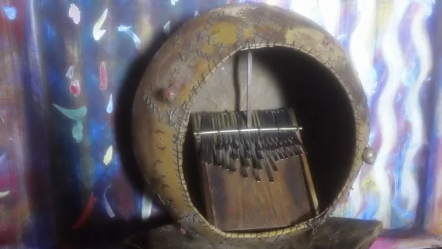  Phillip's Njari Huru. 36 reeds spanning 3 and a 1/3rd octaves.&nbsp; 