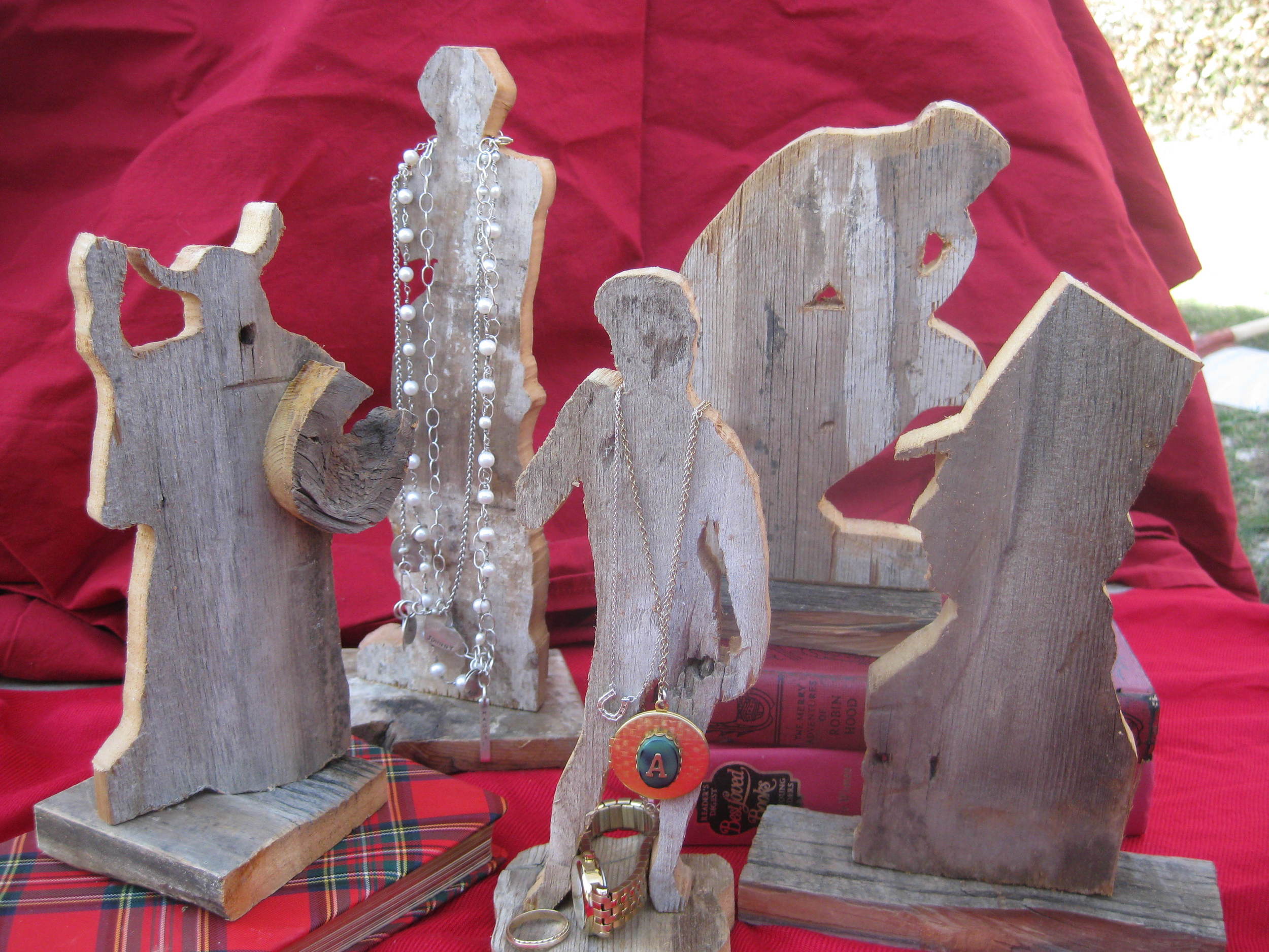 reclaimed wood figures