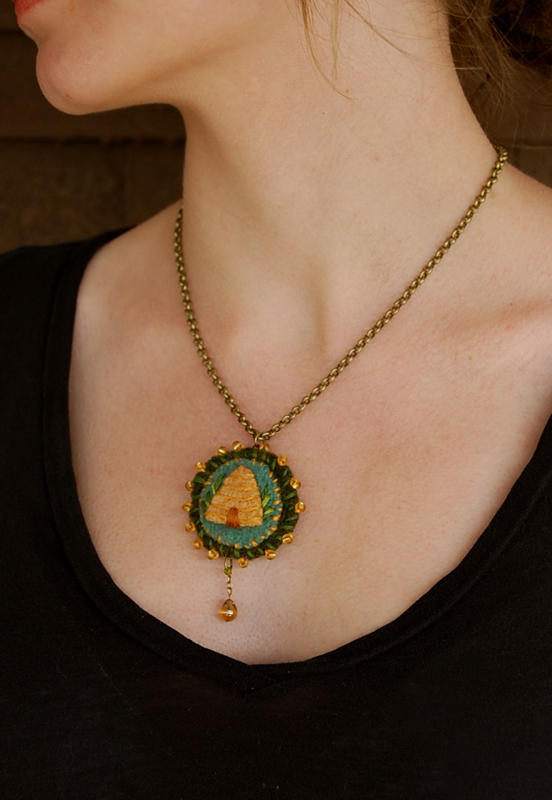 Beehive felt necklace