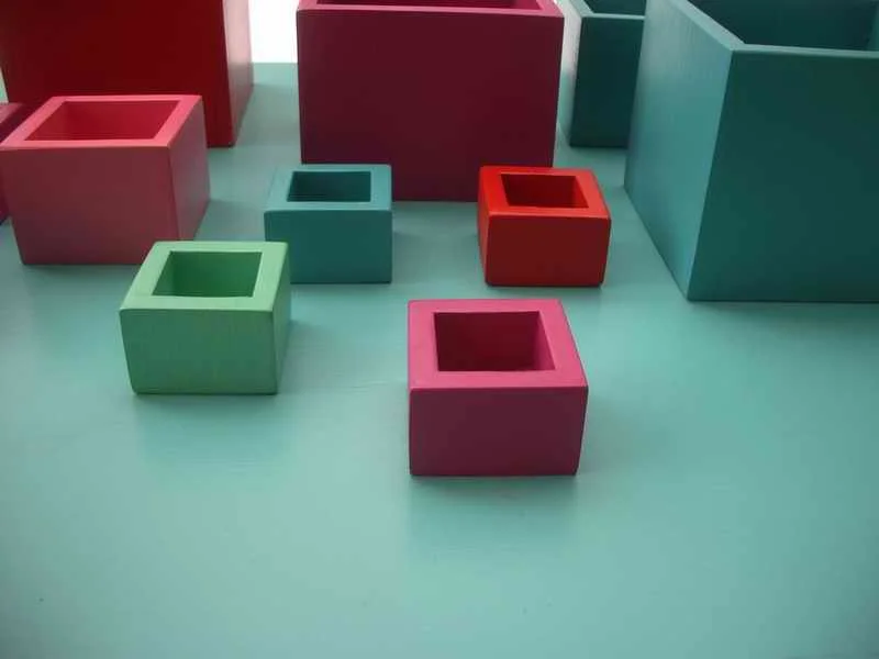 COLOR-BOX