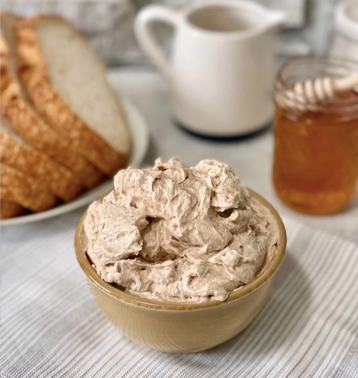 amber bee's honey butter