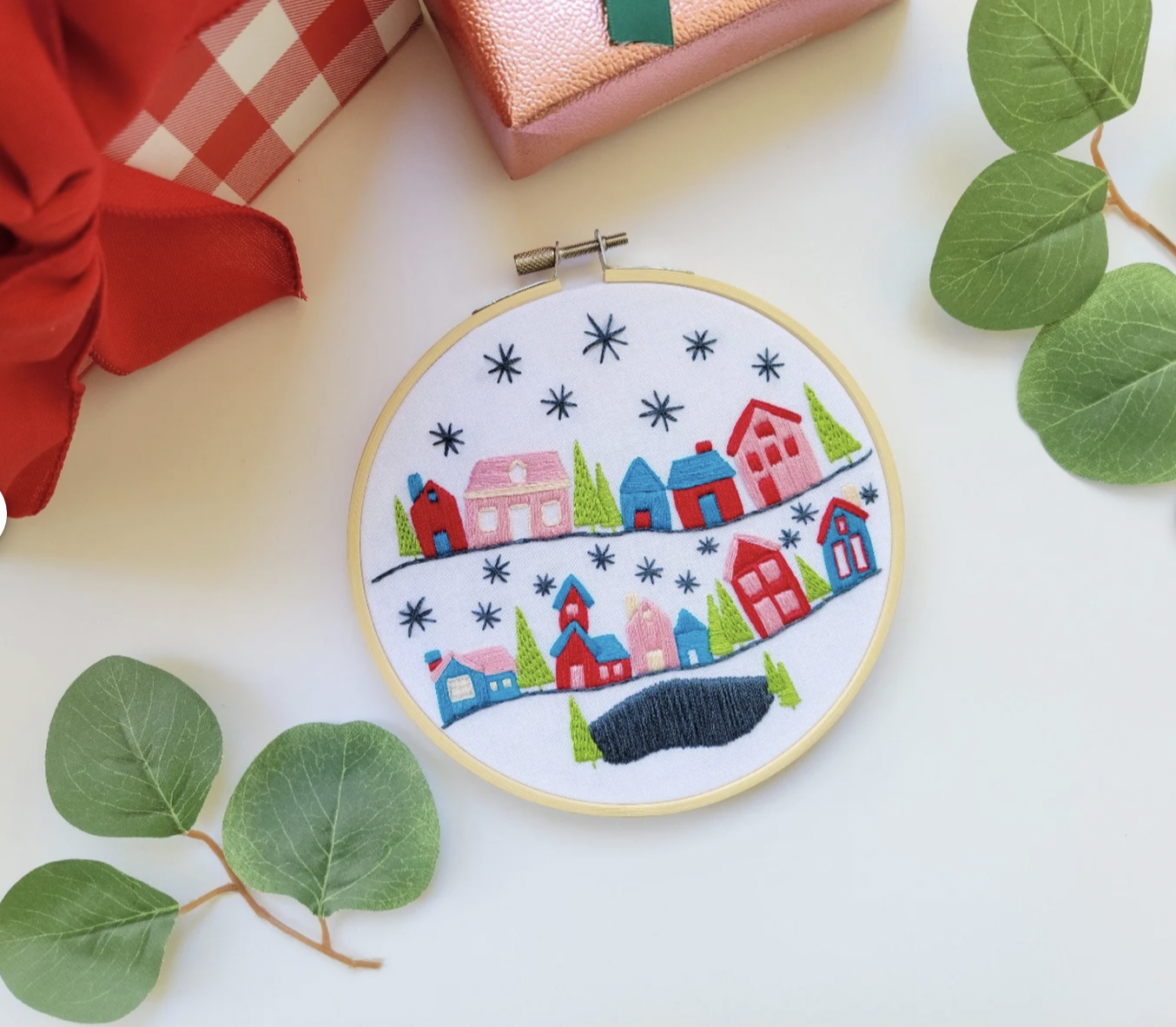 hoop de hoop embroidery