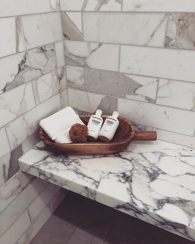 Shower details 🚿🧽 #parkcityinteriordesign #hannahgalbreathdesign #moderndesign #utahdesign #mountaincabin #skihaus #skihouse #mountainhouse #parkcitydesign #sundancefilmfestival