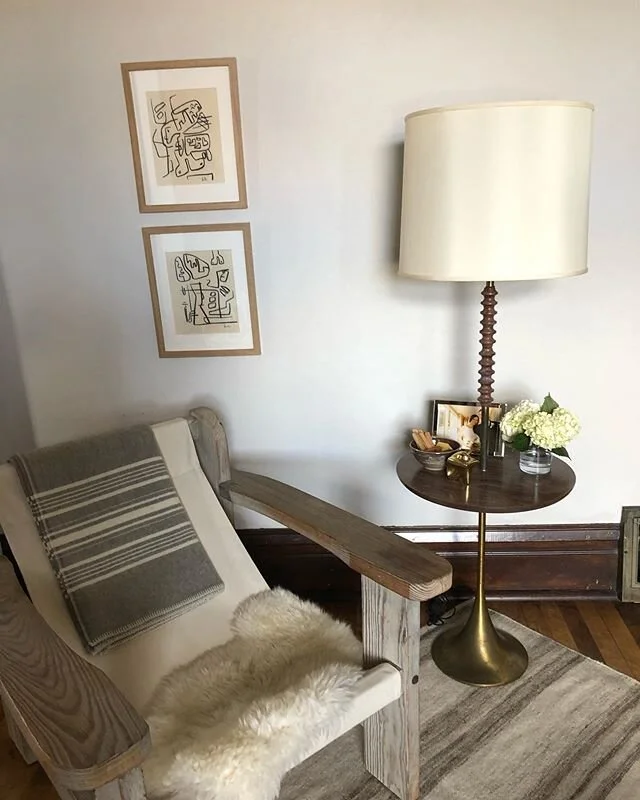 Shoot day!
.
. .

#hannahgalbreathdesign #interiordesign #interiordesigner #vintagefurniture #vintagemodern #nofilter #ammonite #utahdesigner #utahdesign