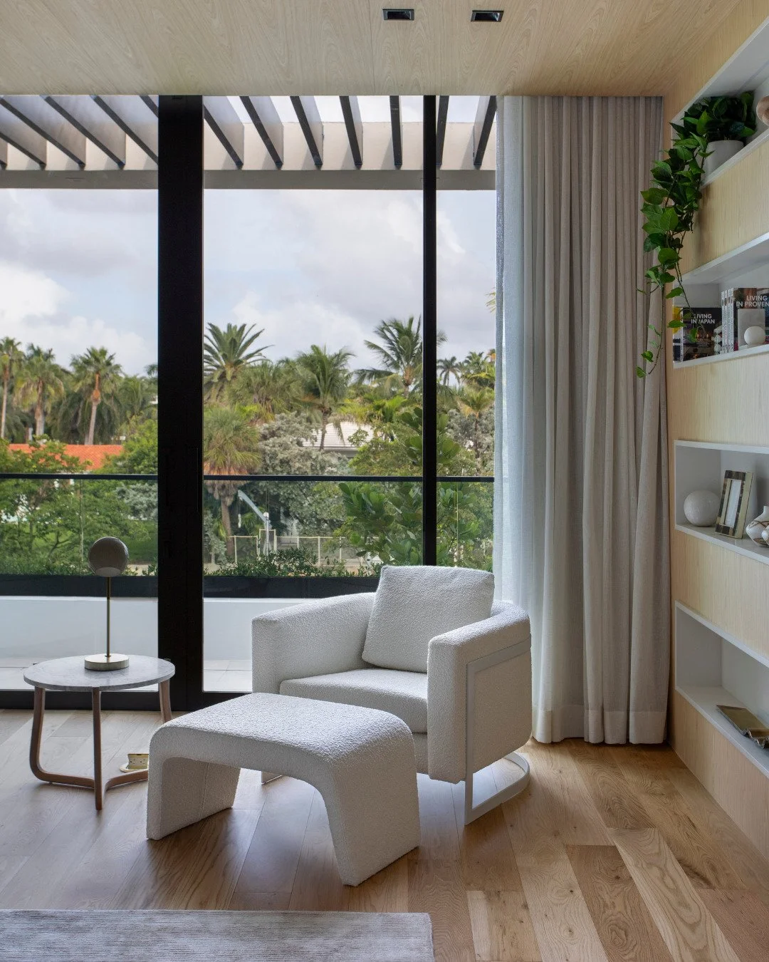 This one has so much personality&hellip; and we love it for that.

Designed for our Brazilian clients, this home is full of color, warmth, and pieces that truly reflect their lifestyle.

Projects like this remind us that design is not about following