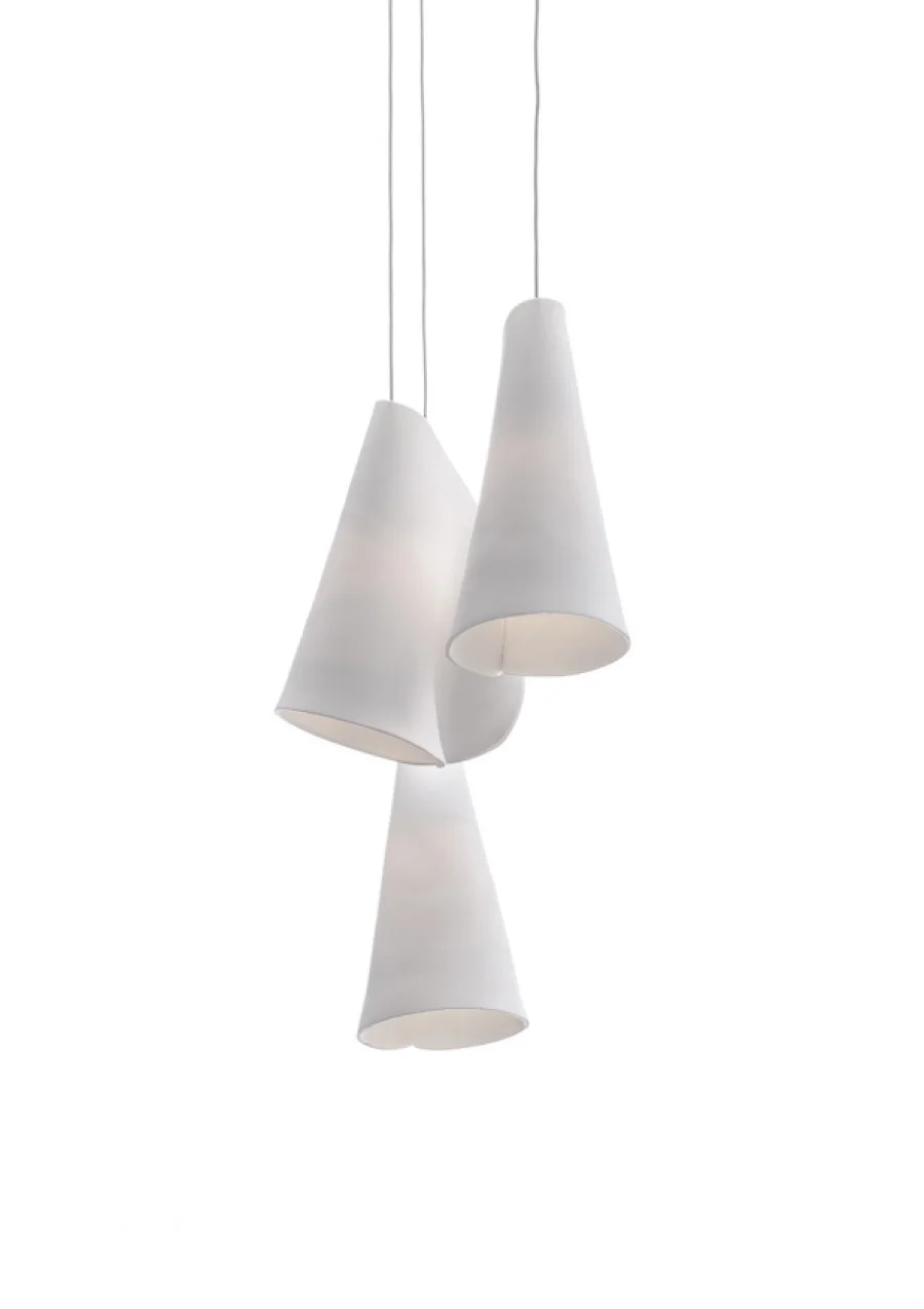 SetWidth900-21White-StudioShots-6.jpg