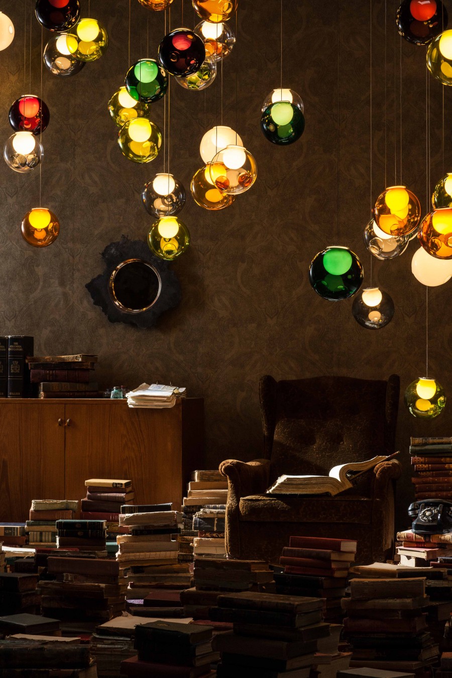 SetWidth900-28insitu-WALLPAPER-march14b.jpg