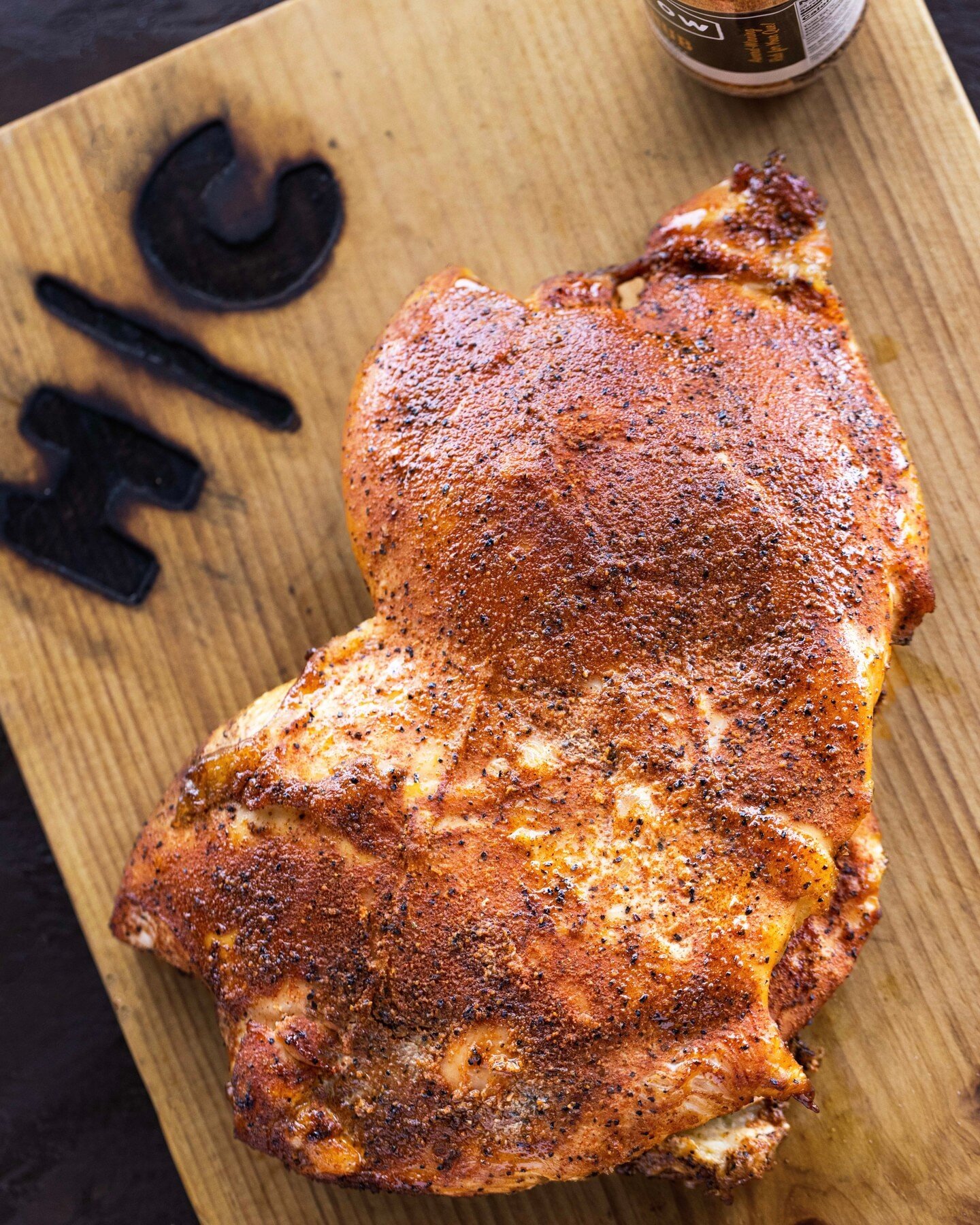 Introducing our NEW Mesquite Smoked Chicken just in time for Memorial Day!
Rubbed with our Signature Mesquite Rub and slow-smoked to perfection.