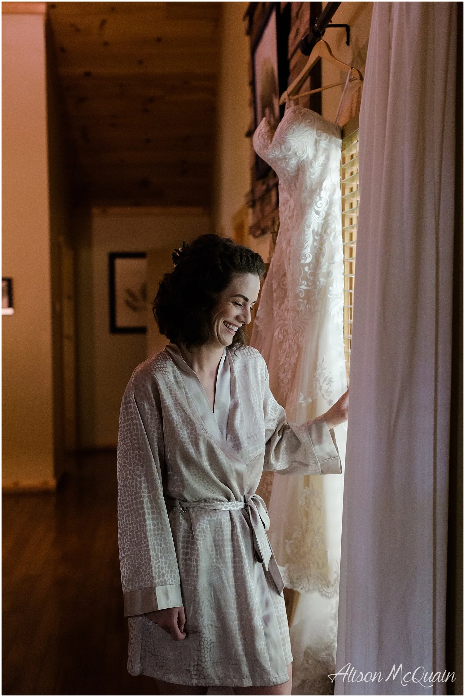 2018-05-23_0047LandC_wedding_dancingbearlodge_townsend_tn_amp.jpg