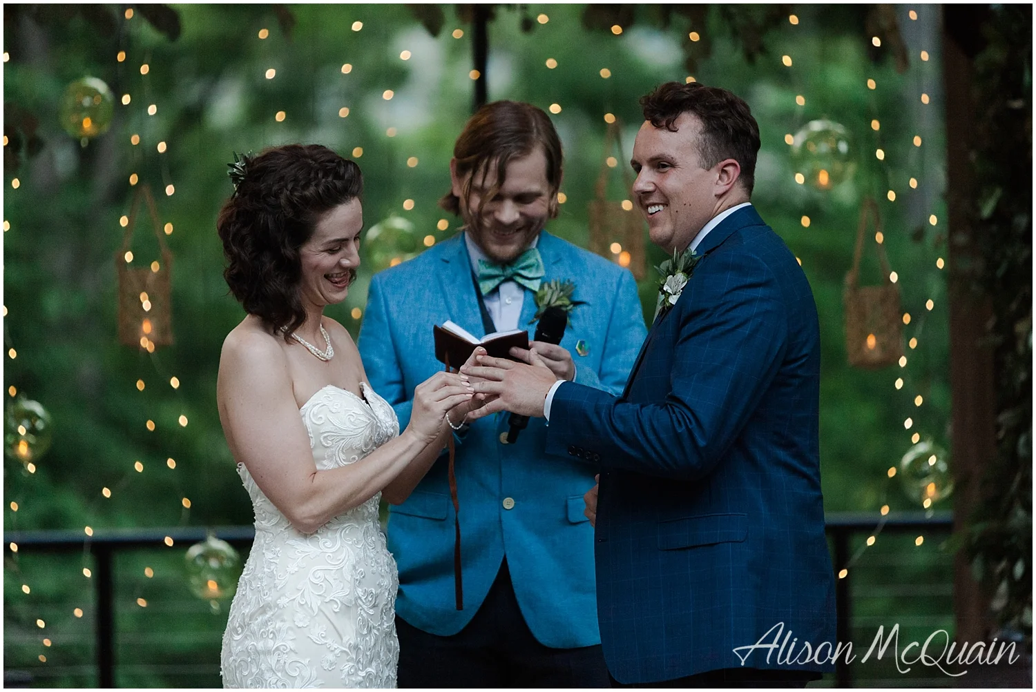 2018-05-23_0045LandC_wedding_dancingbearlodge_townsend_tn_amp.jpg