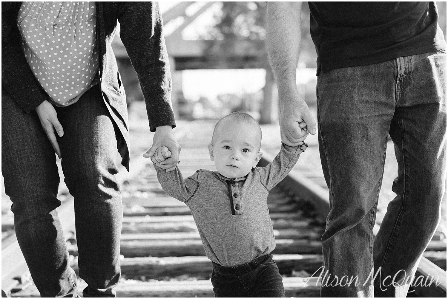 Family_Loz_Downtown_Denver_AlisonMcQuainPhotography_0001.jpg